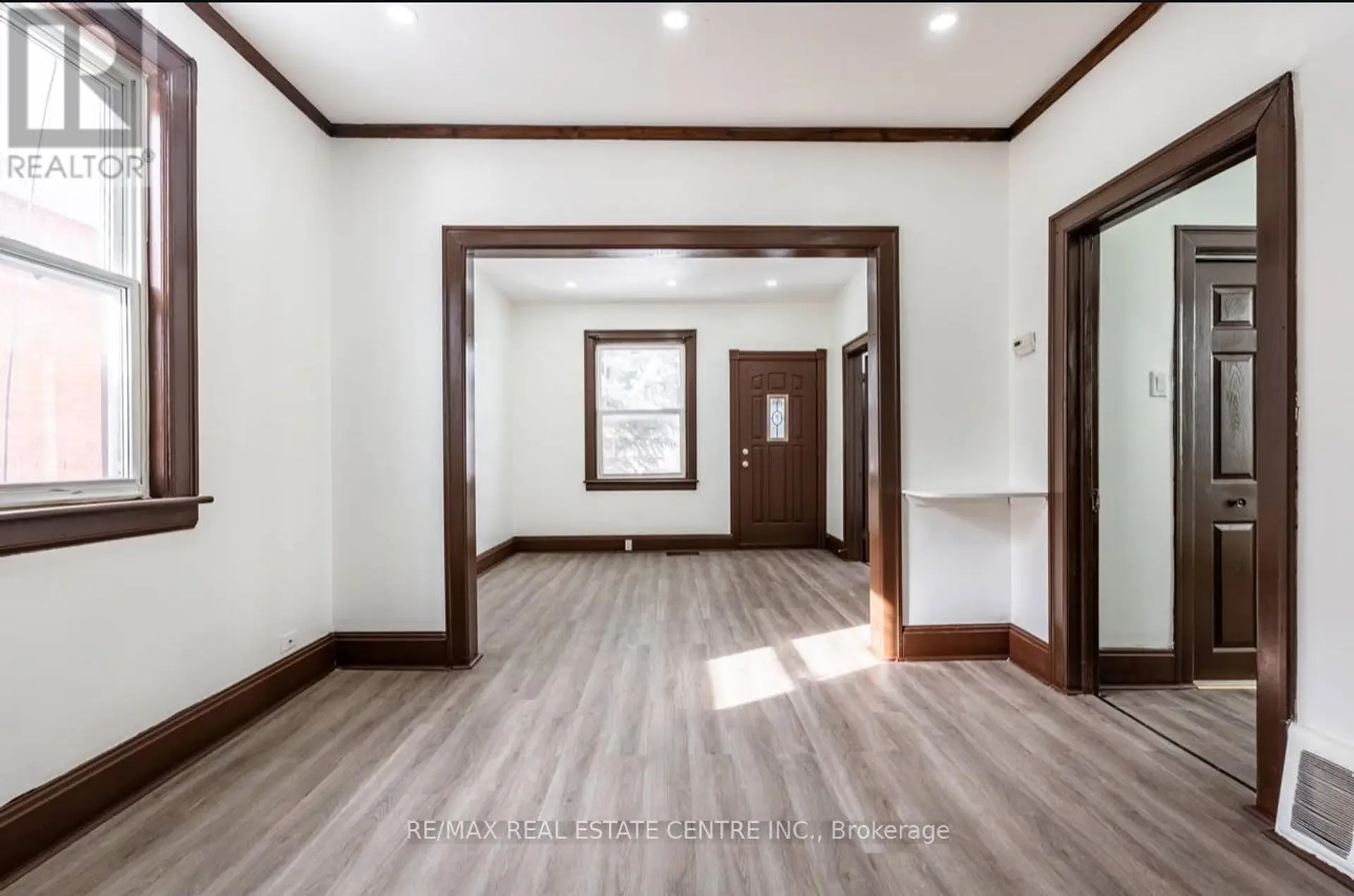 5 EASTON STREET - Image 14