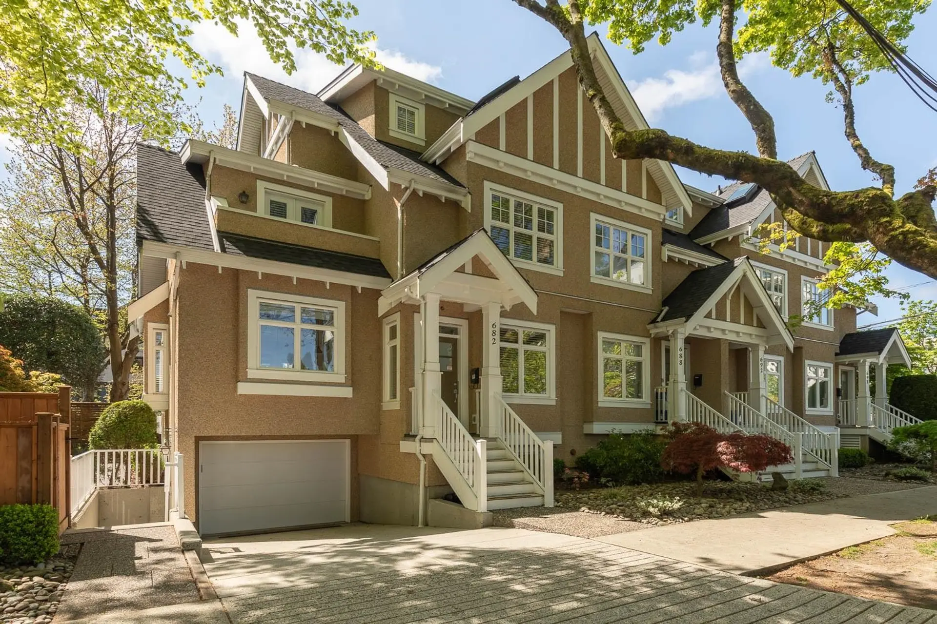 Property at 682 W 13th Avenue, Vancouver, BC