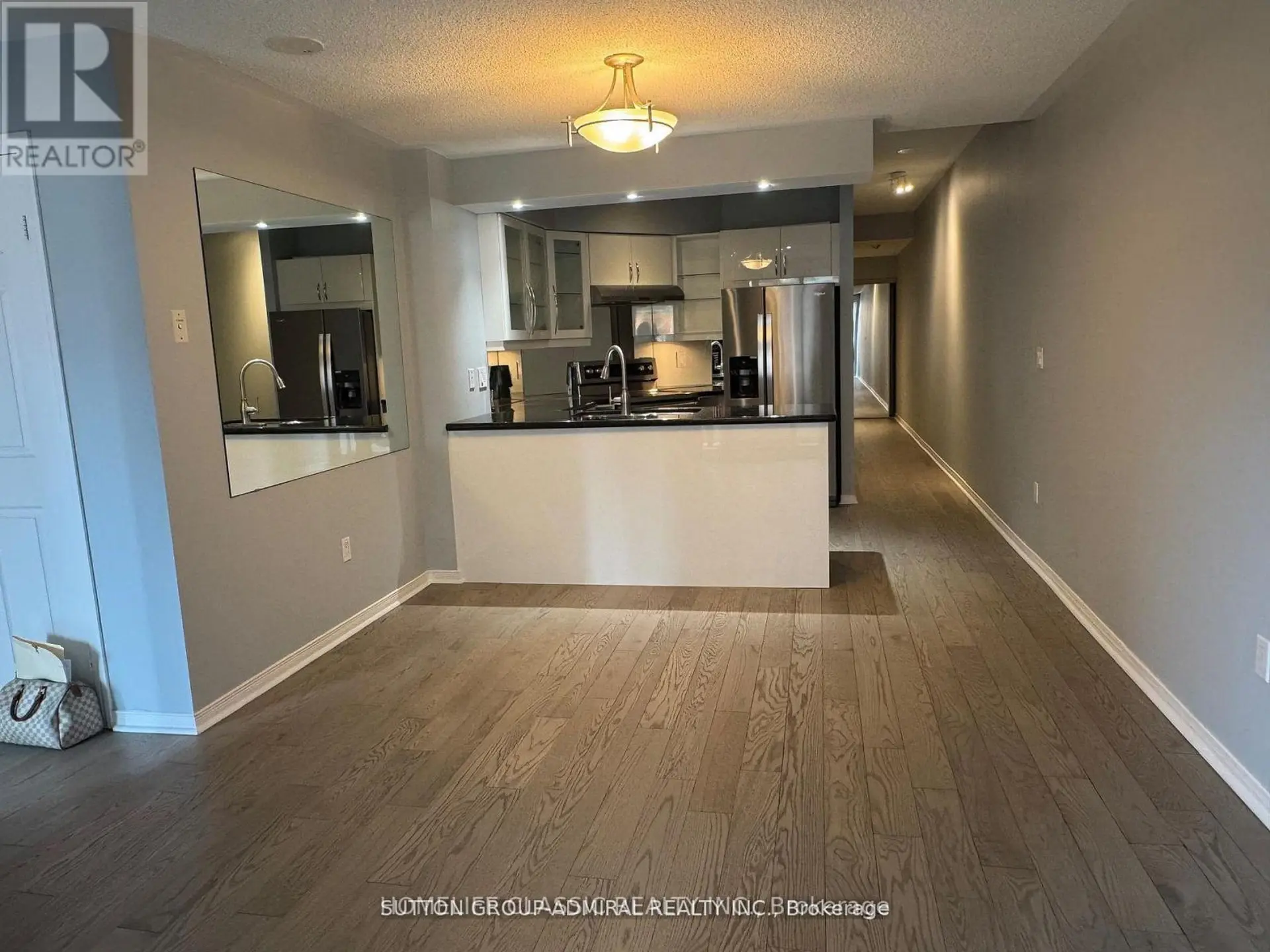 #905 909 BAY STREET - Image 5