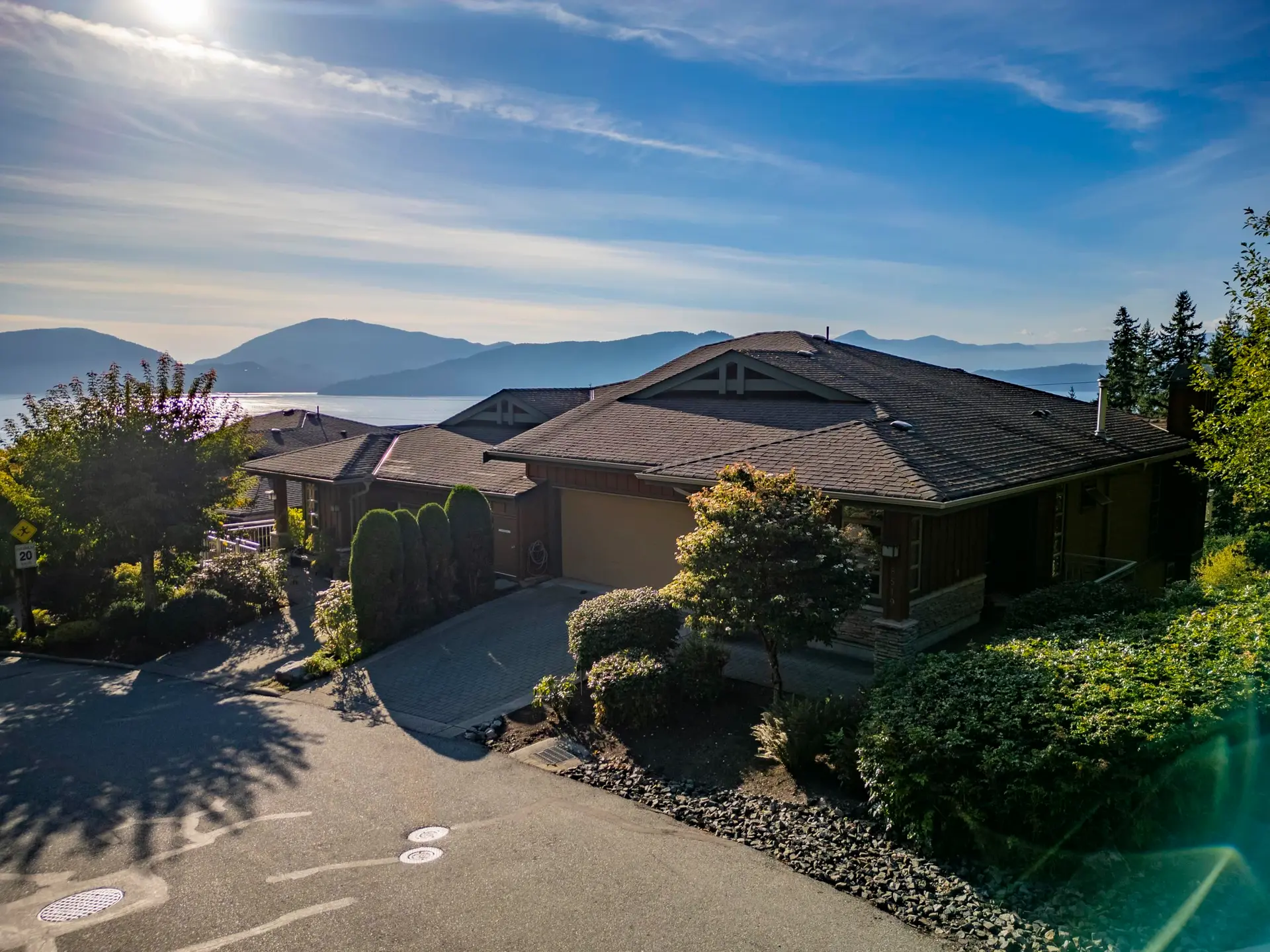Property at 8519 Seascape Drive, West Vancouver, BC