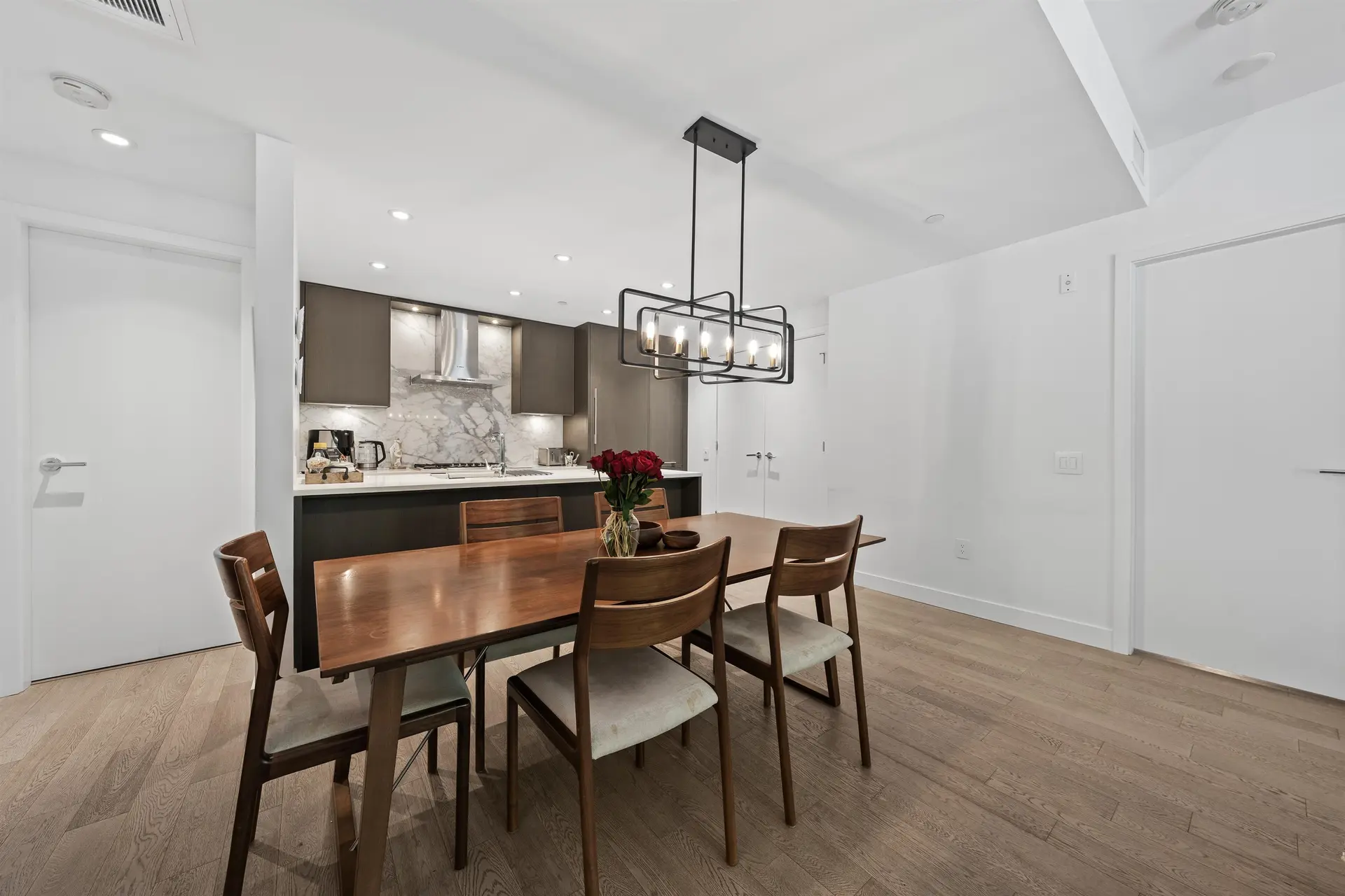 #103 1055 Ridgewood Drive - Image 4