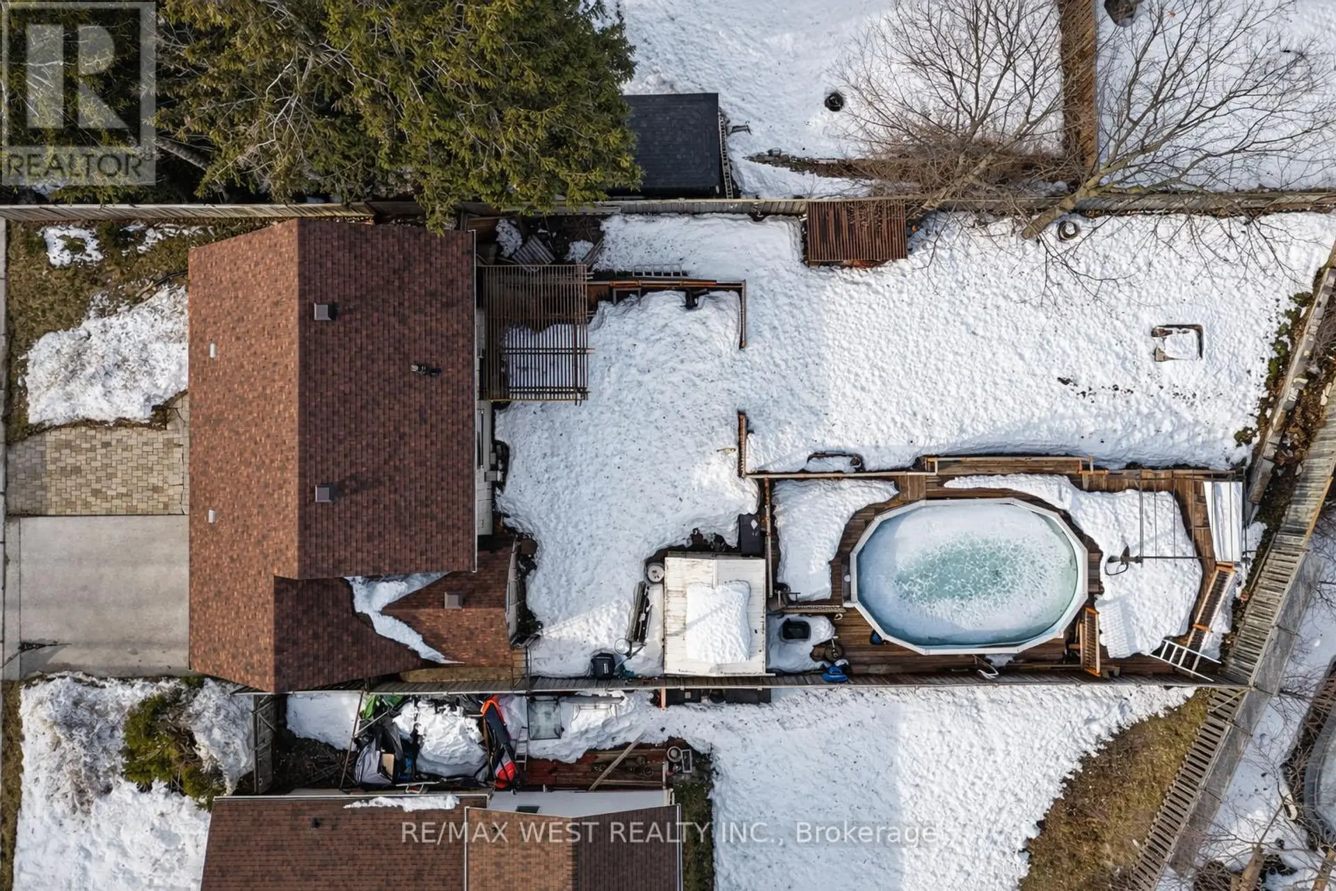 64 HEATHER STREET - Image 10