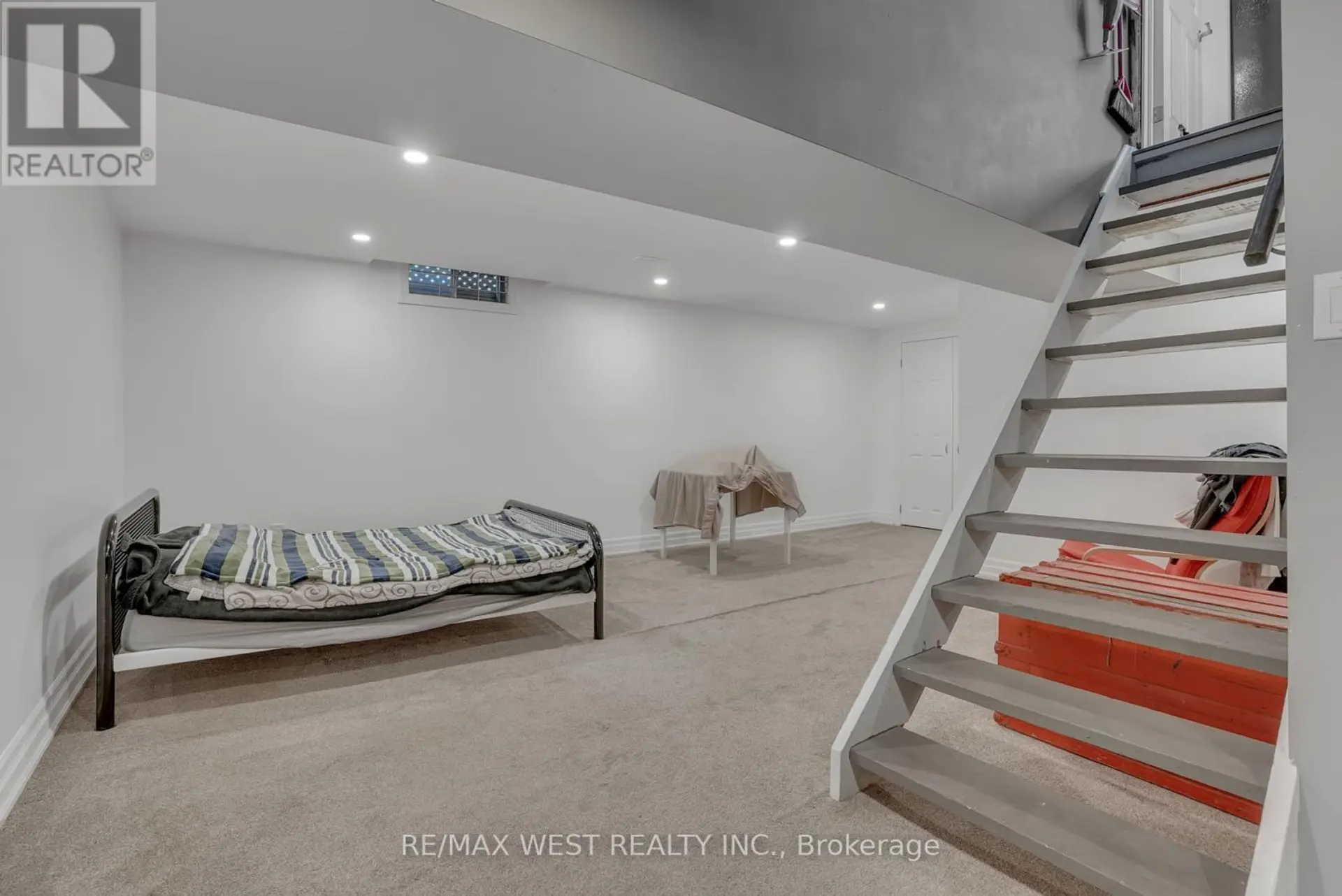 64 HEATHER STREET - Image 7