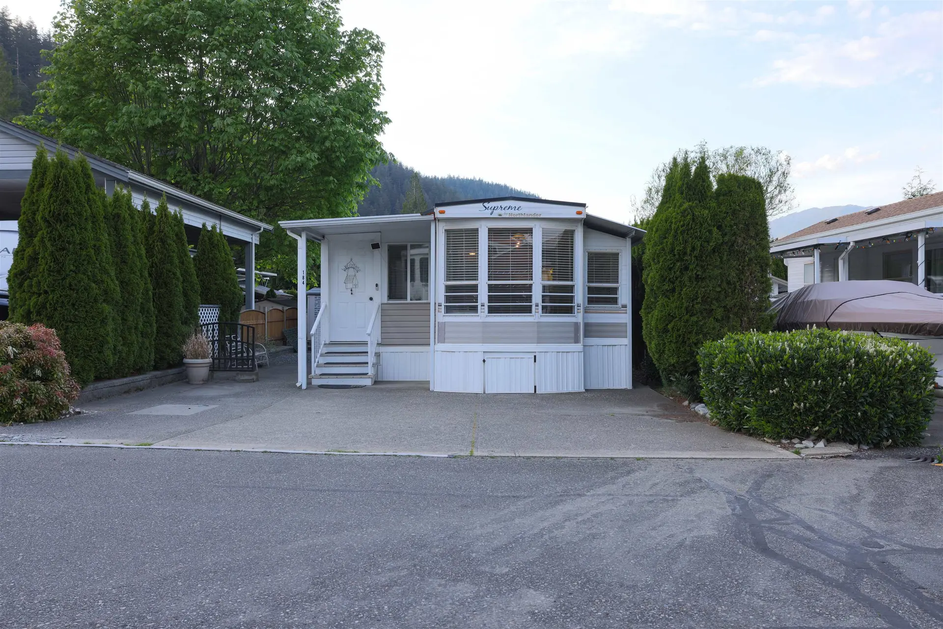 #184 14600 Morris Valley Road - Image 13