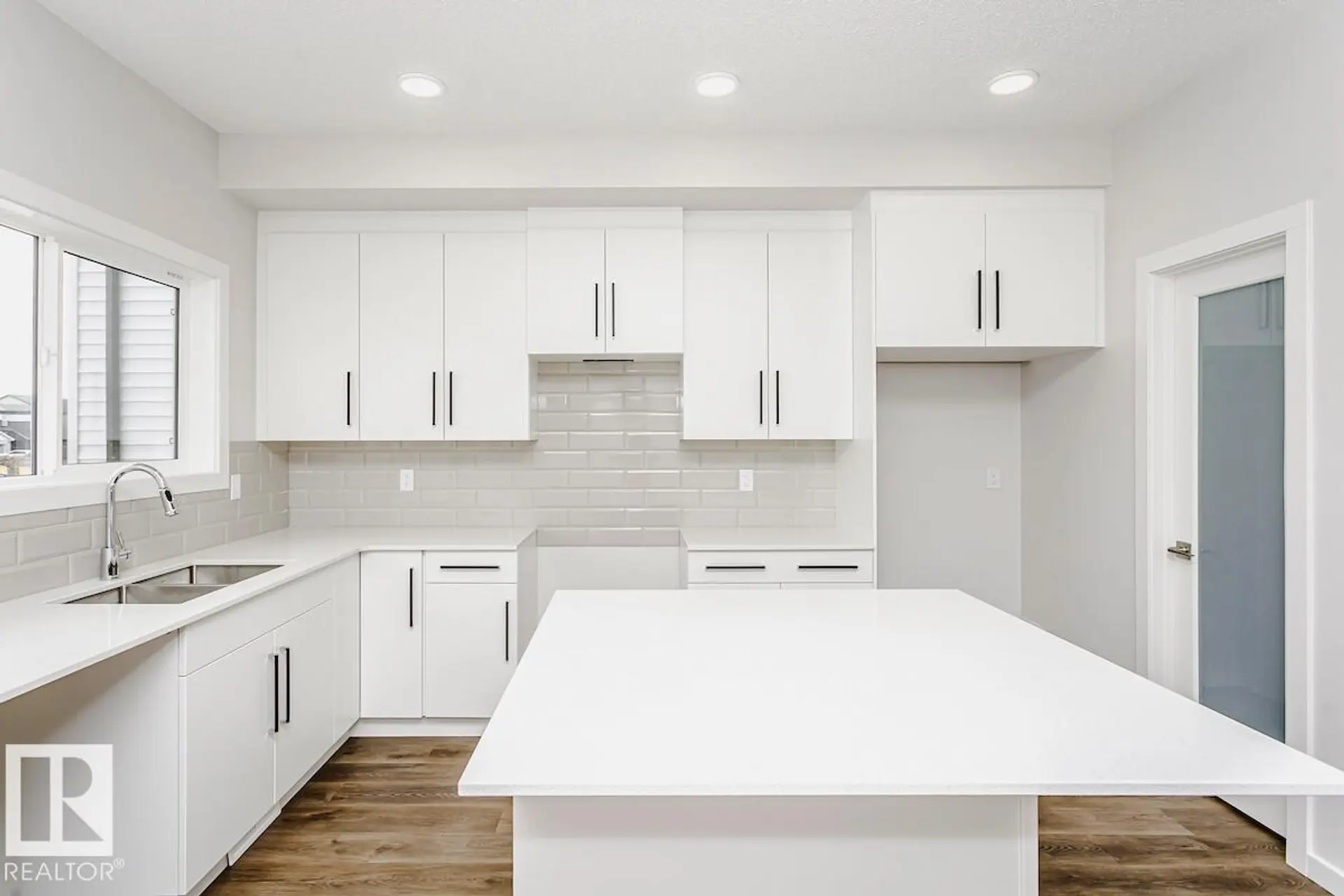 18109 73A ST NW - Image 3
