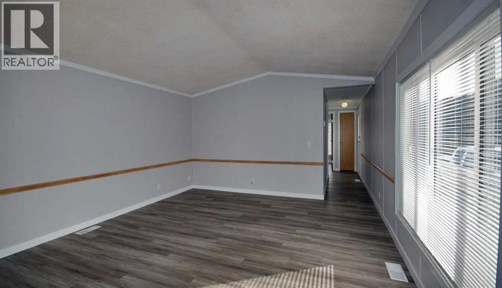 33, 6101 20th Avenue - Image 6
