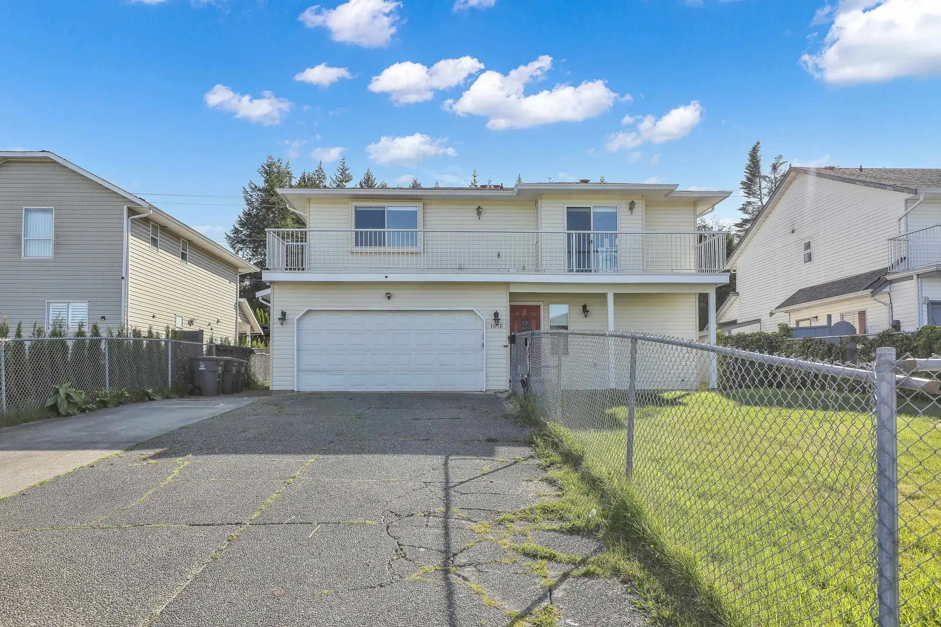 Property at 1876 King George Boulevard, Surrey, BC