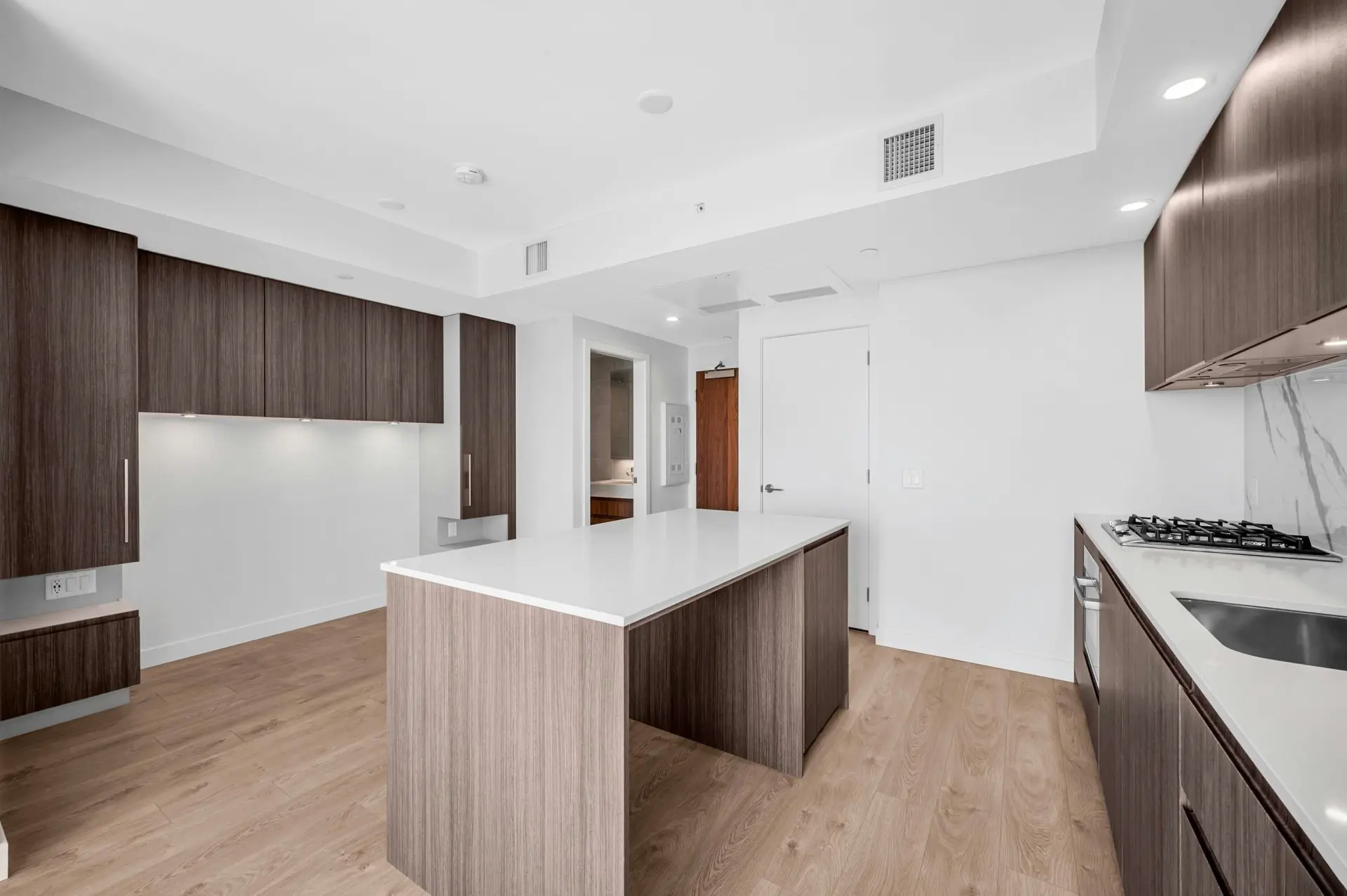 #303 6463 Silver Avenue - Image 6