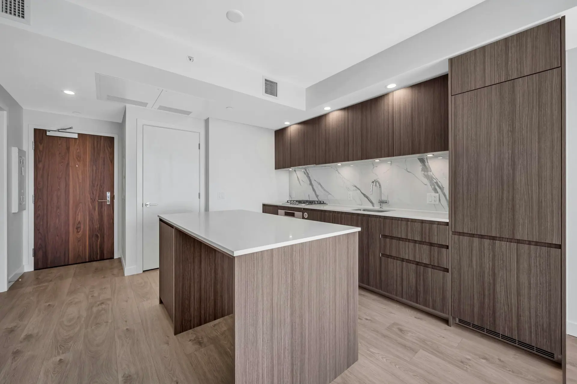 #303 6463 Silver Avenue - Image 3