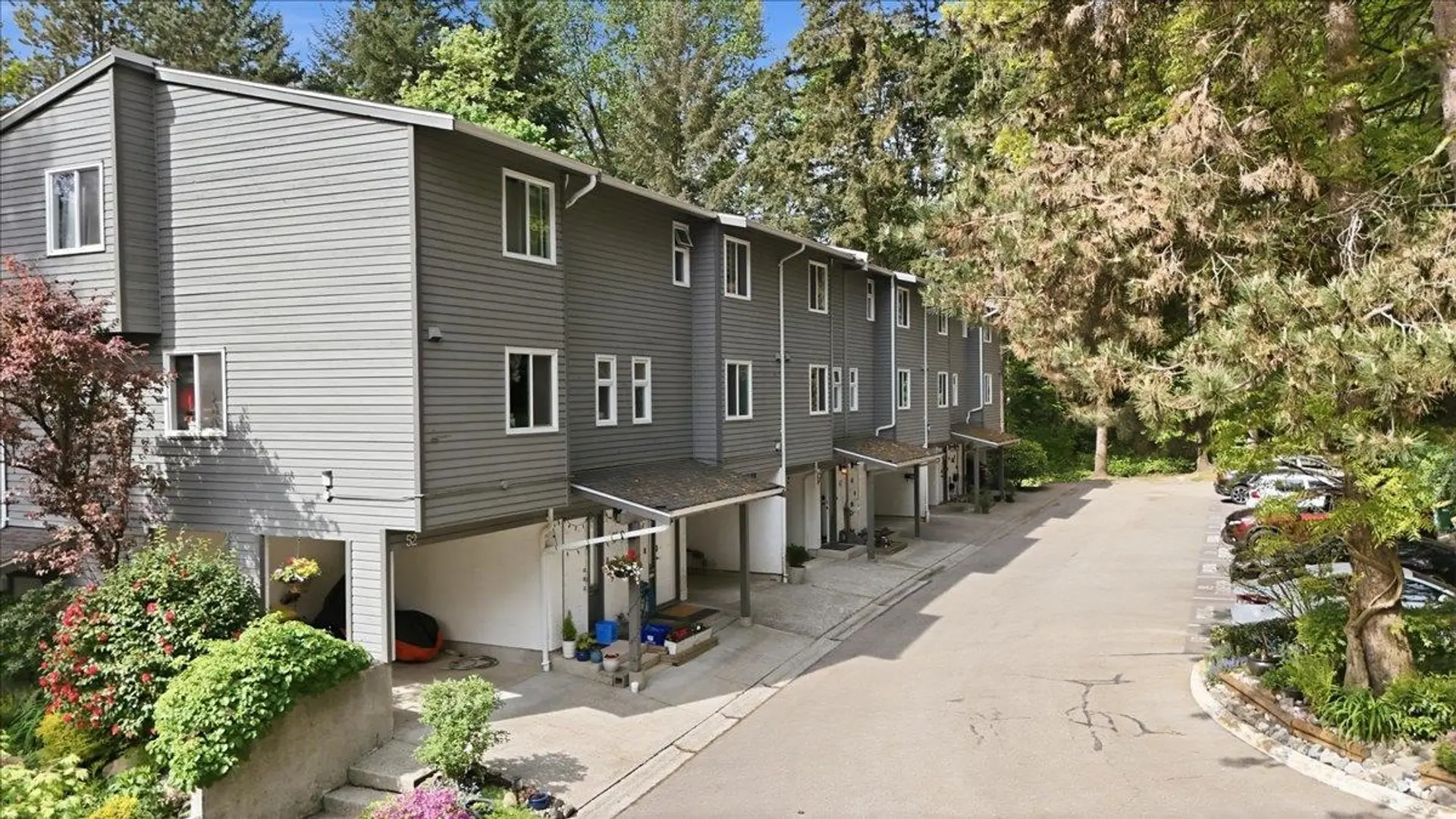 #47 1240 Falcon Drive - Image 16