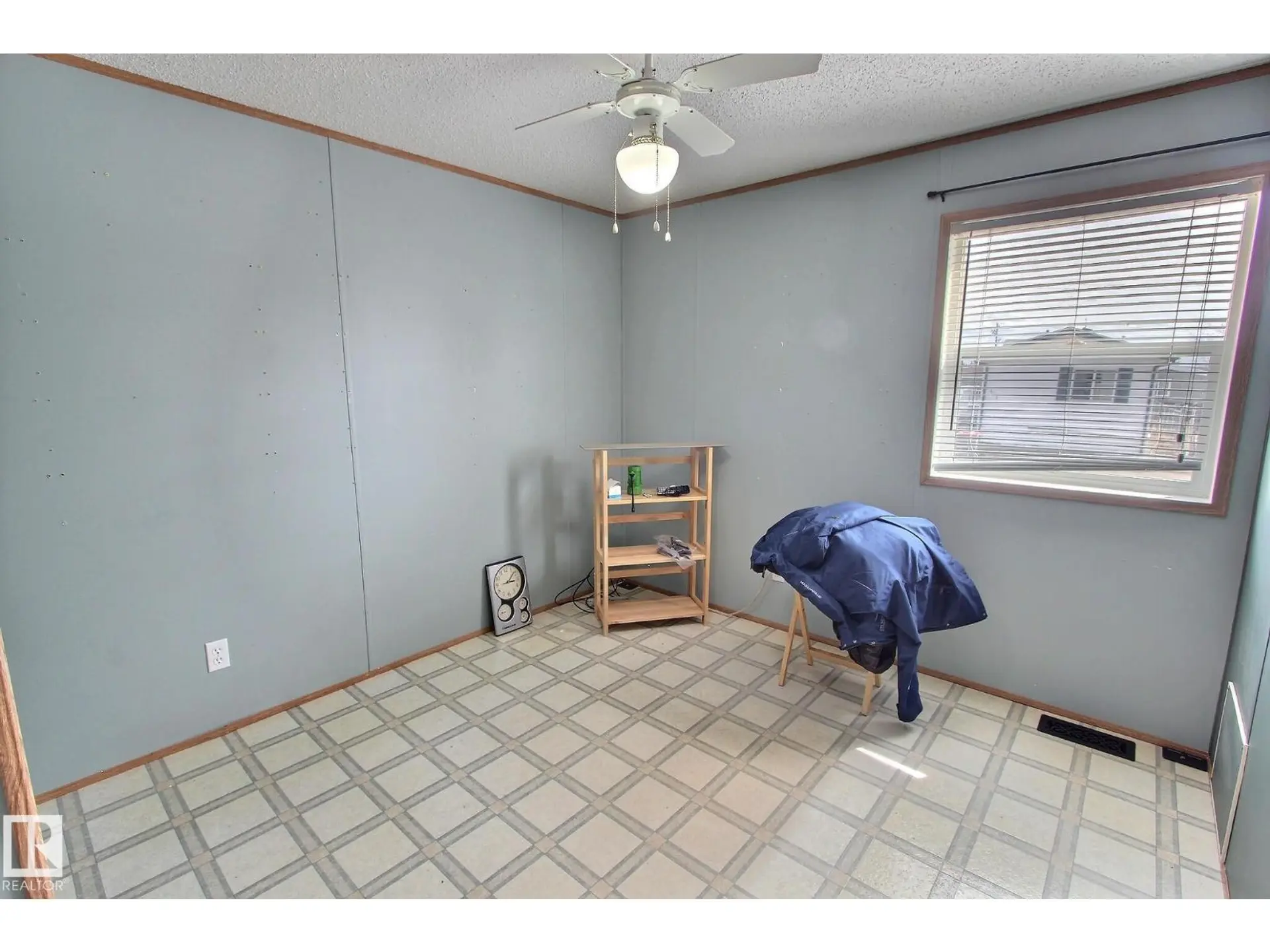 #446 53222 RR 272 - Image 13