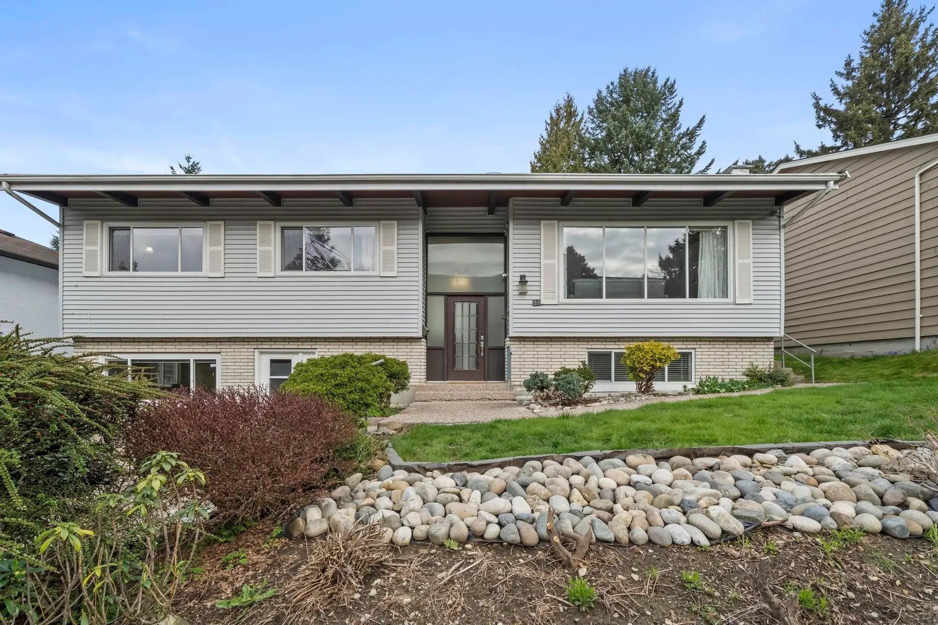 Property at 39 Mott Crescent, New Westminster, BC