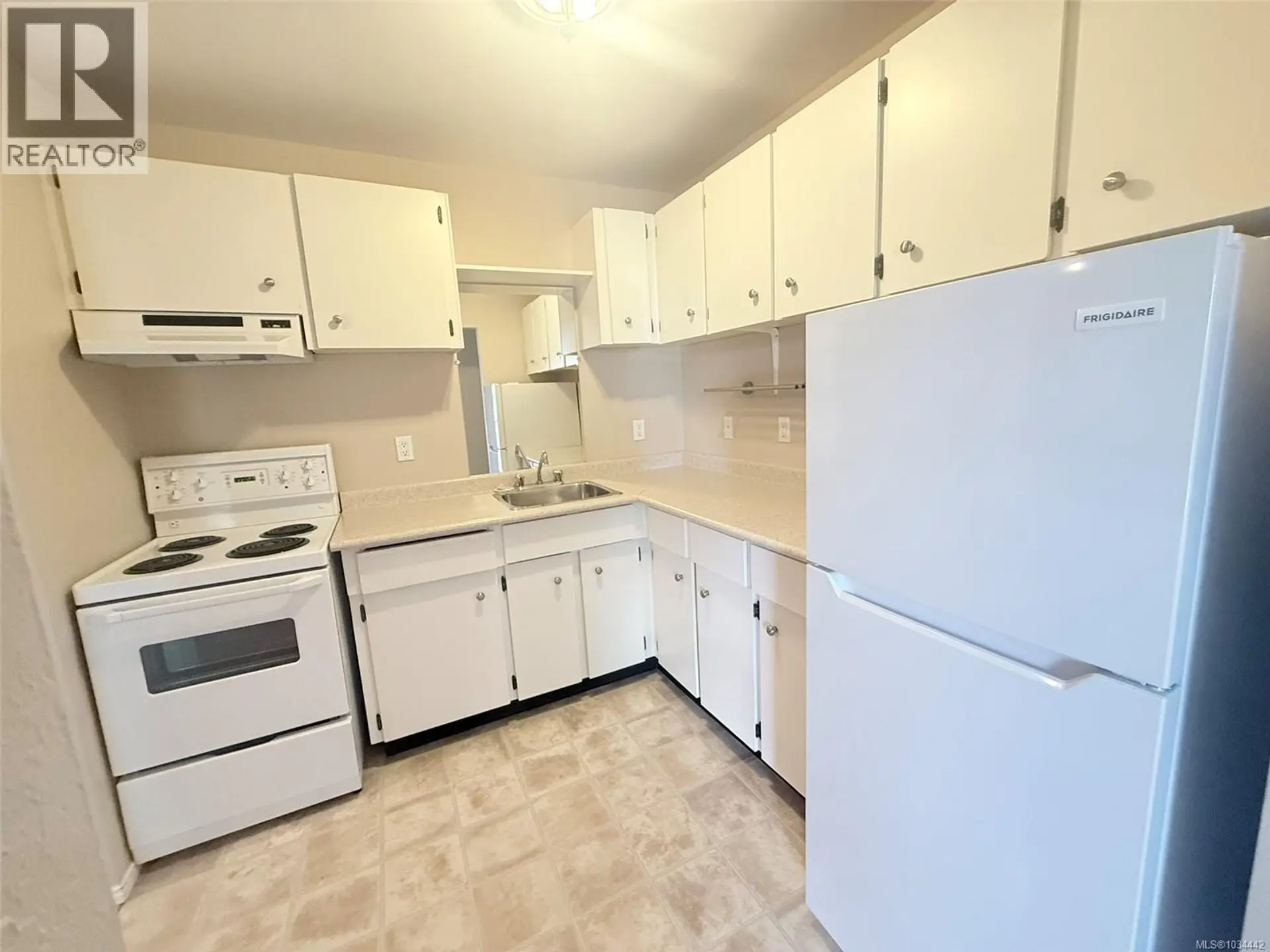 #303 322 Birch St - Image 6