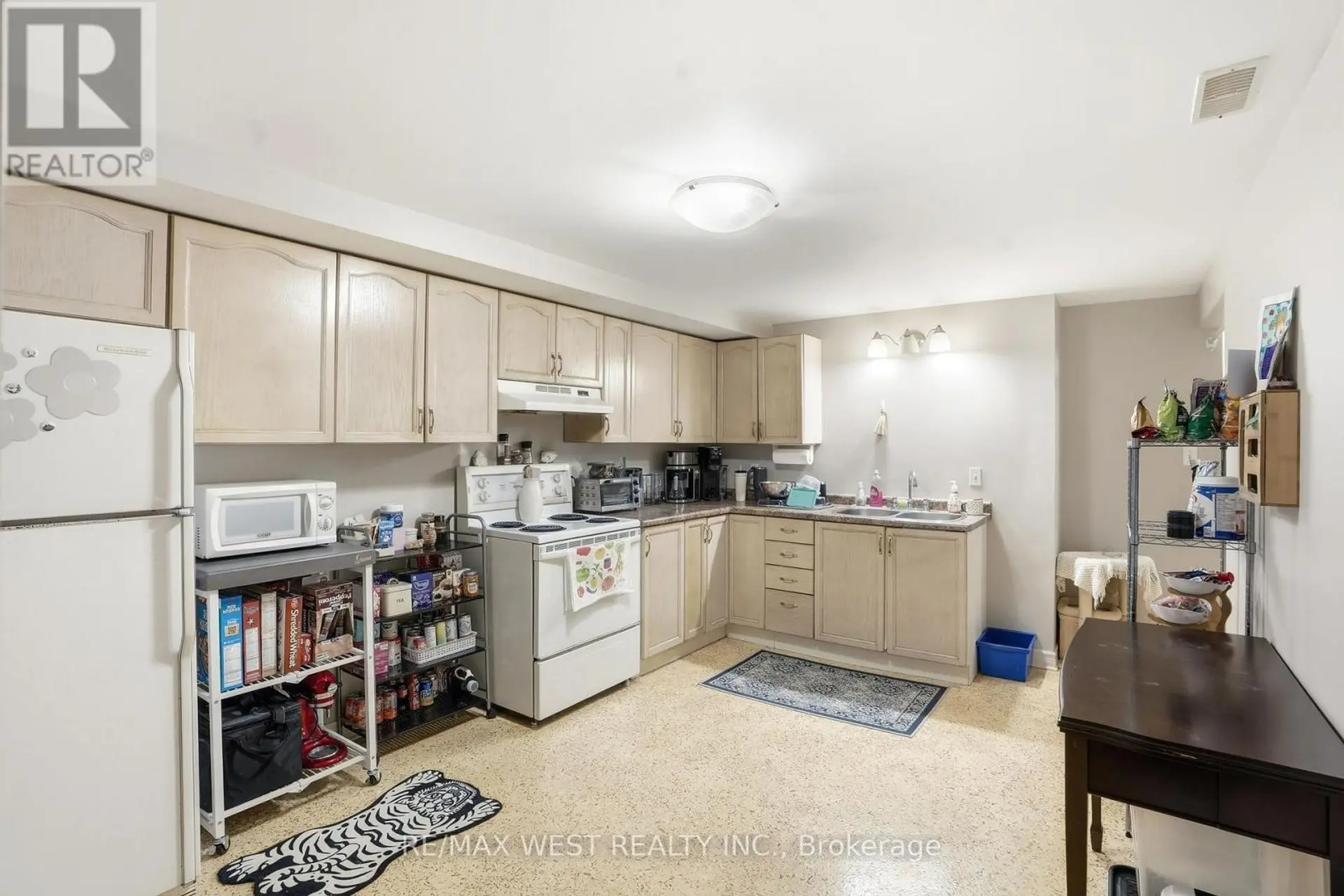 3570 RITTENHOUSE ROAD - Image 12