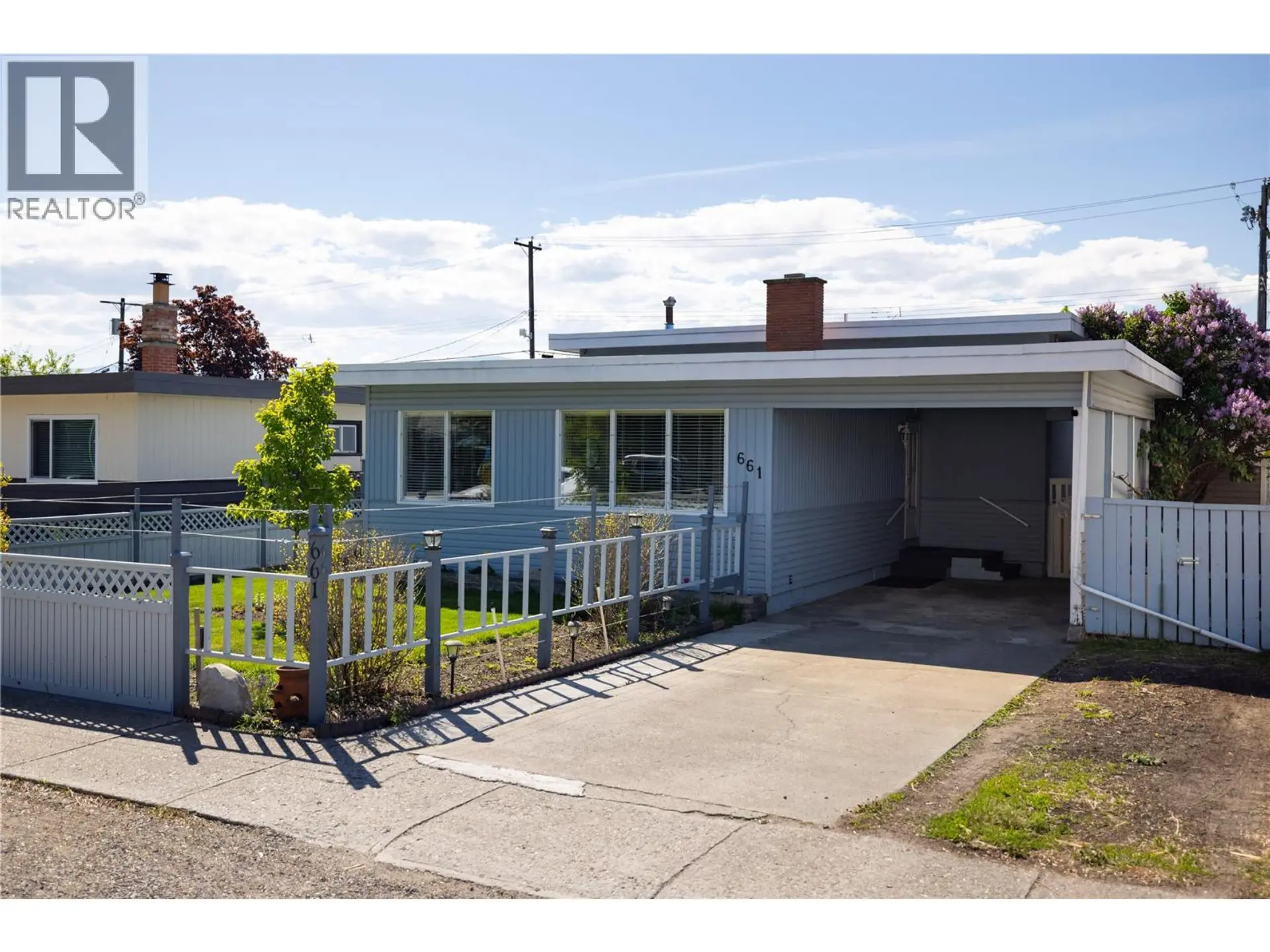 Property at 661 Bay Avenue, Kelowna, BC