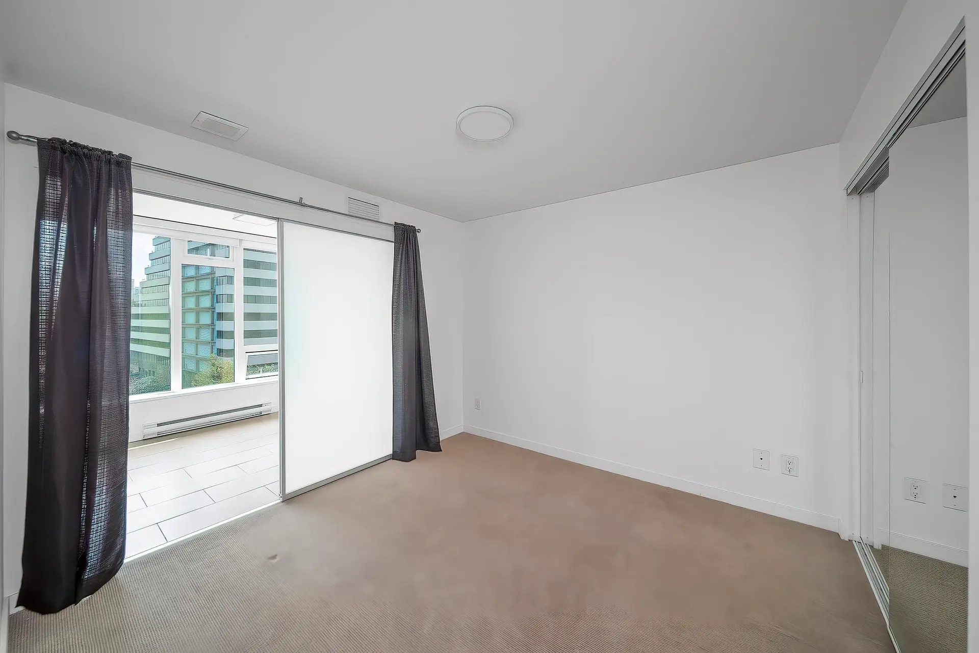 #915 5665 Boundary Road - Image 10
