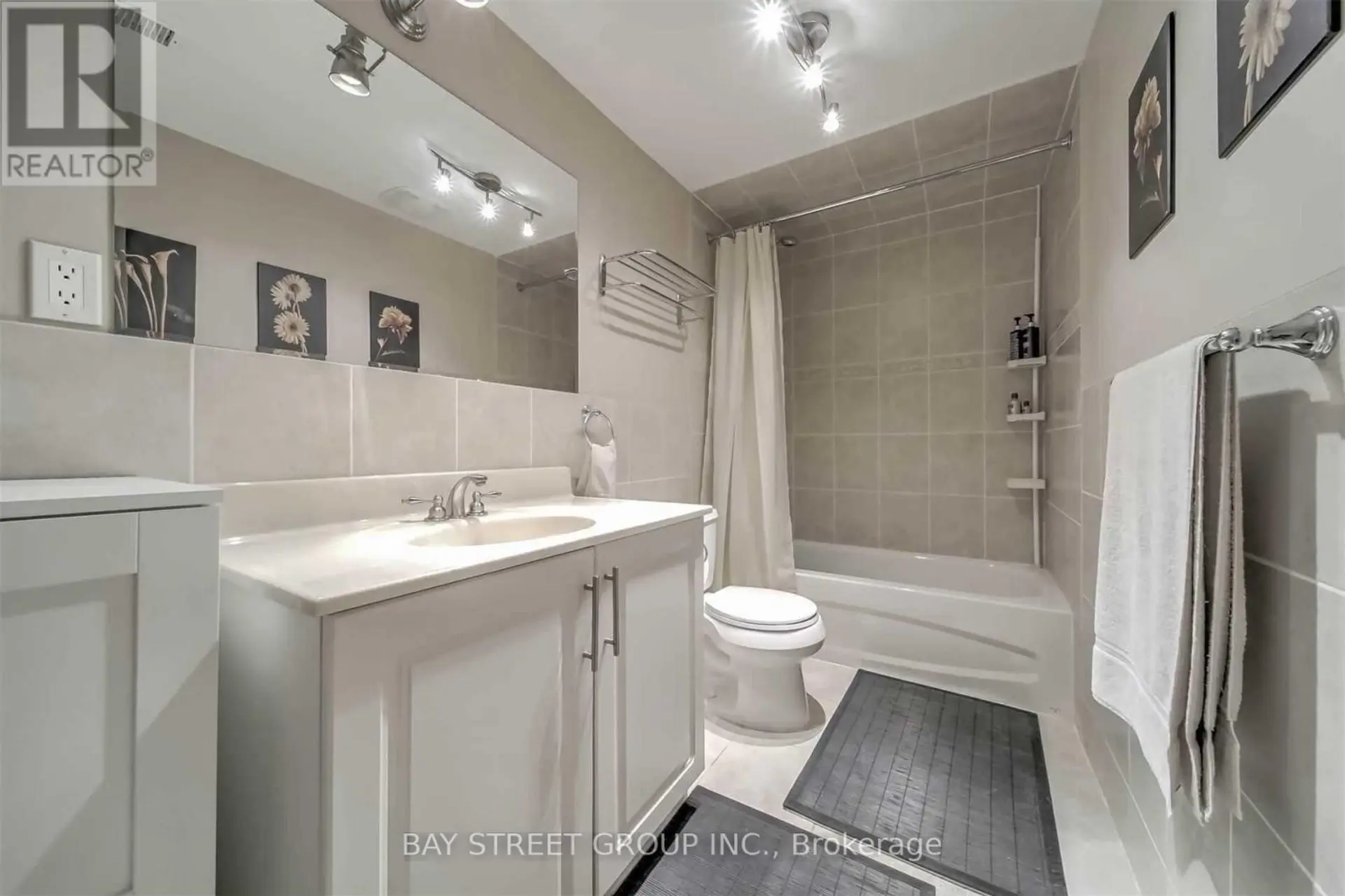 33 HEATHVIEW AVENUE - Image 15