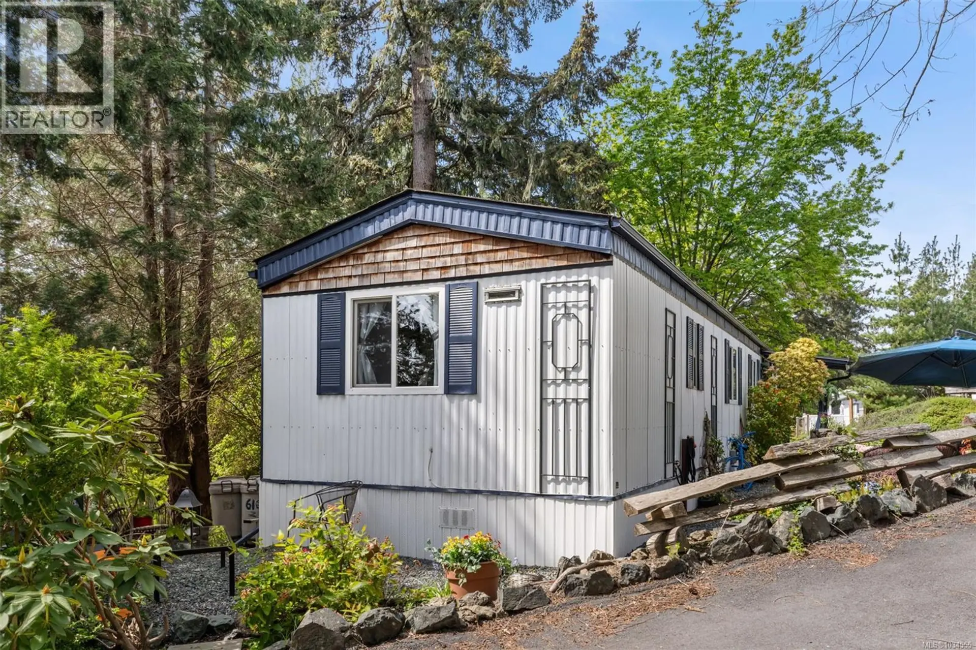 #61 5838 Blythwood Rd - Image 17