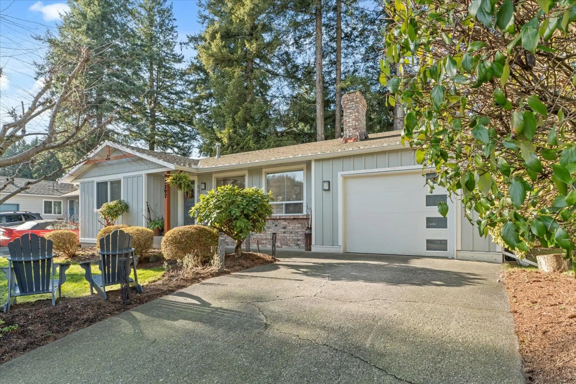 Property at 3297 Vernon Terrace, Abbotsford, BC