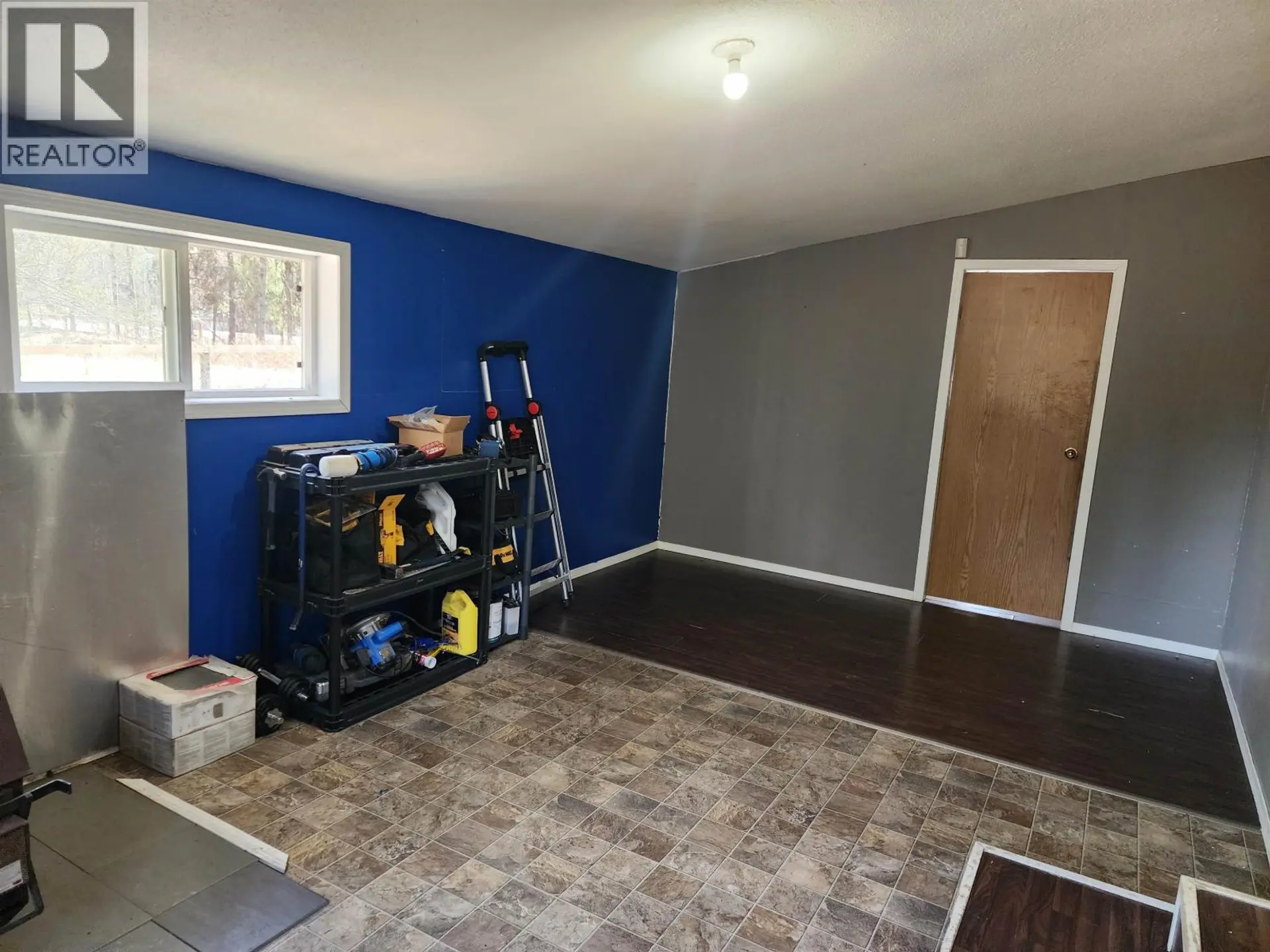 16110 WRIGHT CREEK ROAD - Image 13