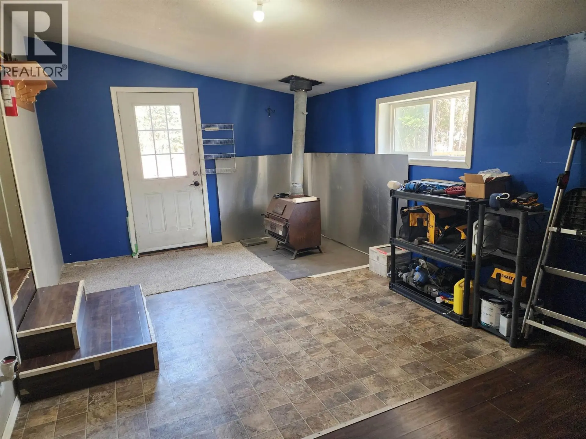 16110 WRIGHT CREEK ROAD - Image 12