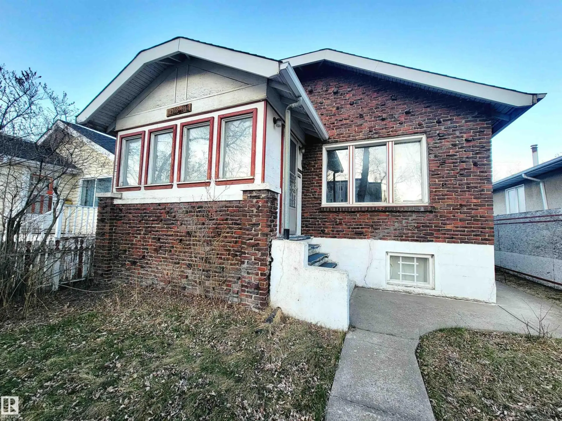 11405 97 ST NW - Image 1