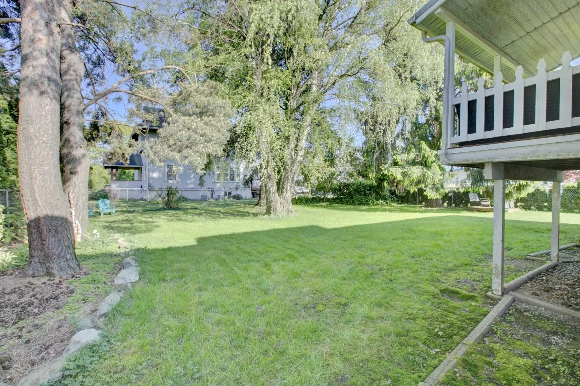 8505 Howard Crescent - Image 4