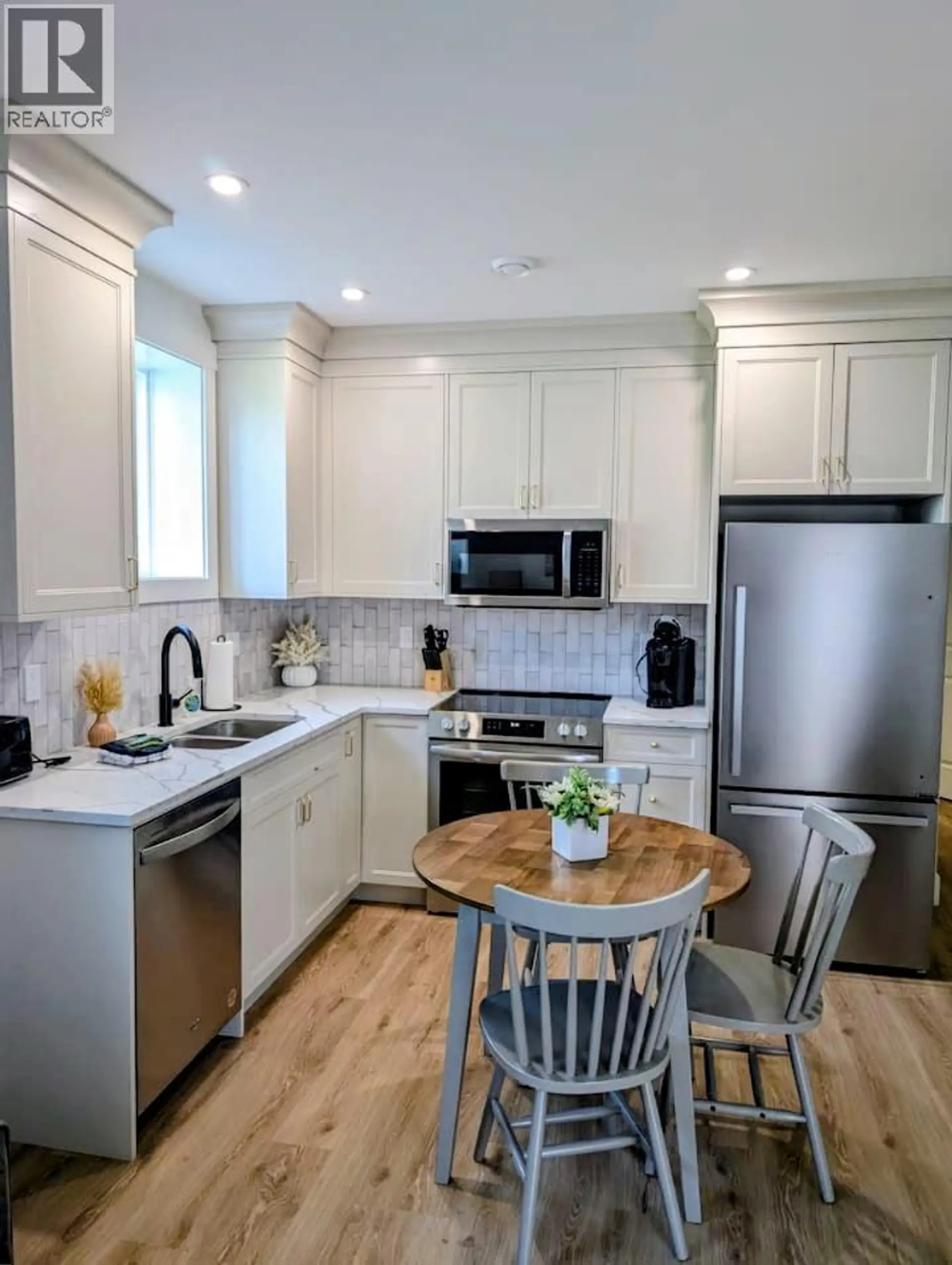 #A & C 126 13th Avenue S - Image 16