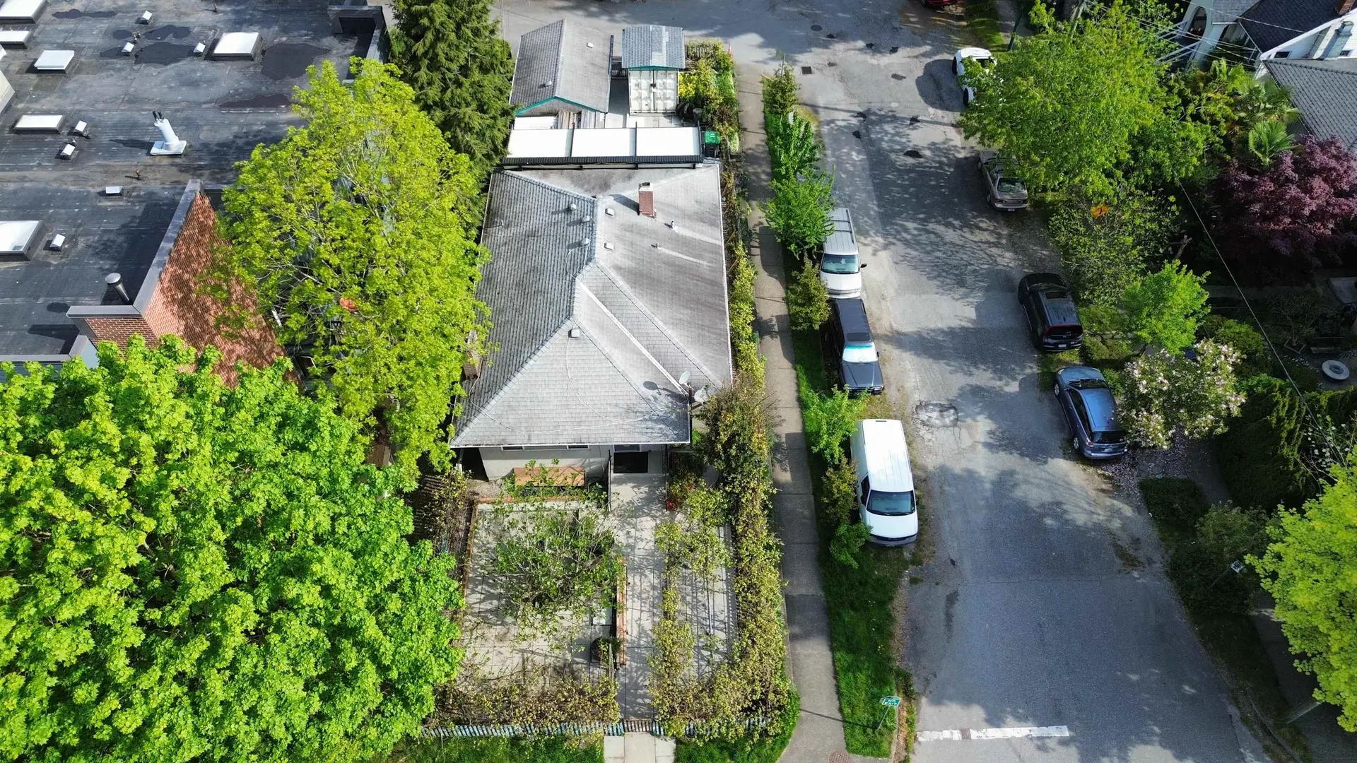 1385 E 7th Avenue - Image 2