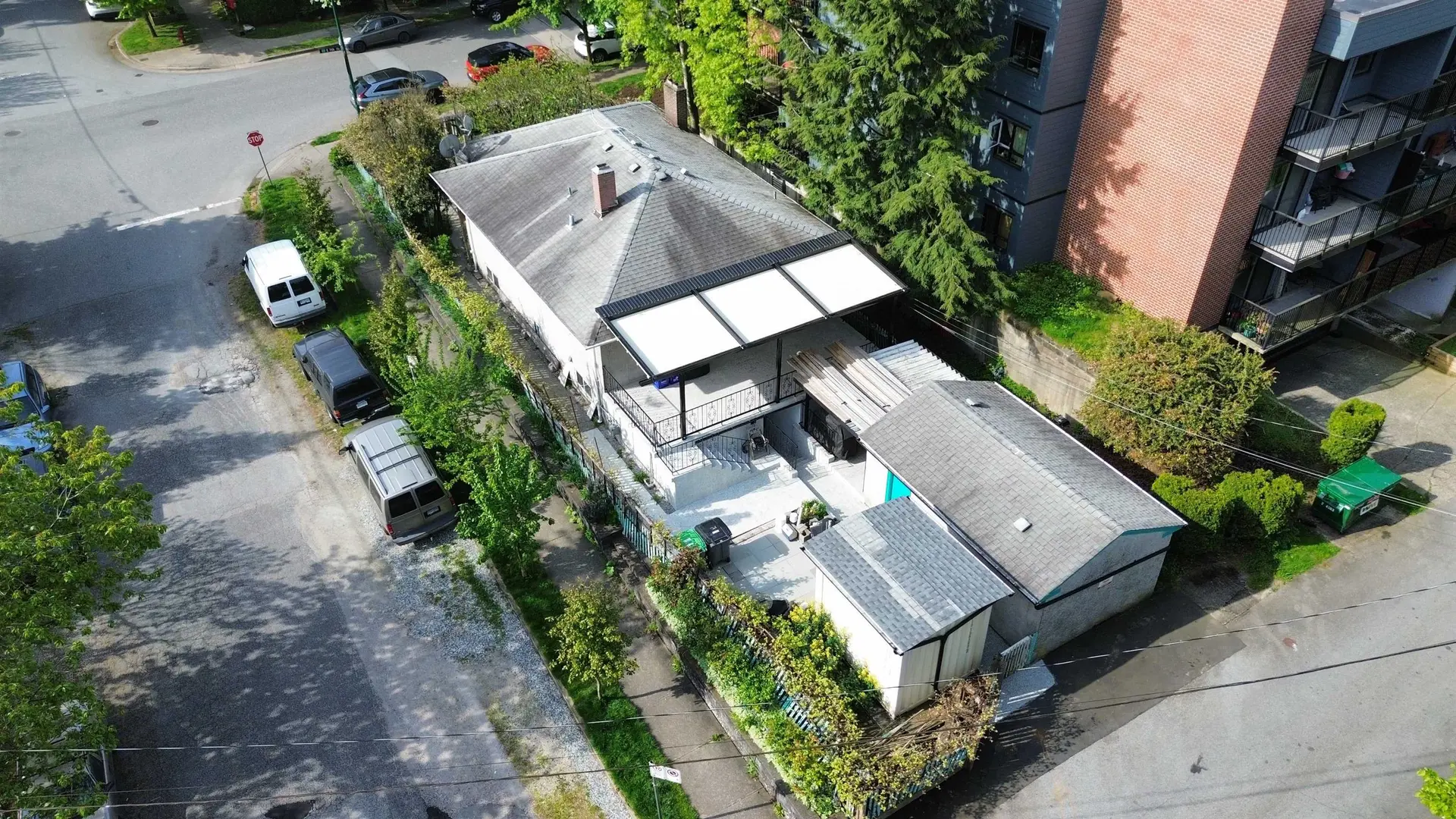 1385 E 7th Avenue - Image 10