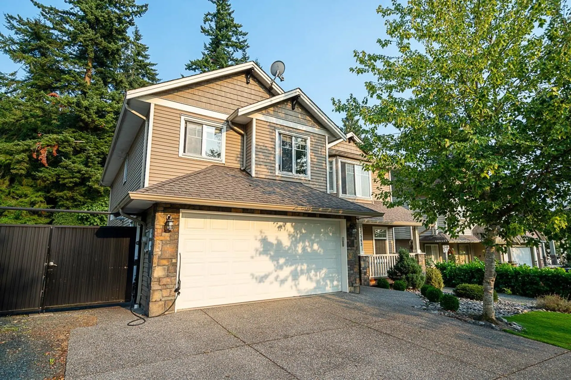 Property at 27680 Signal Court, Abbotsford, BC