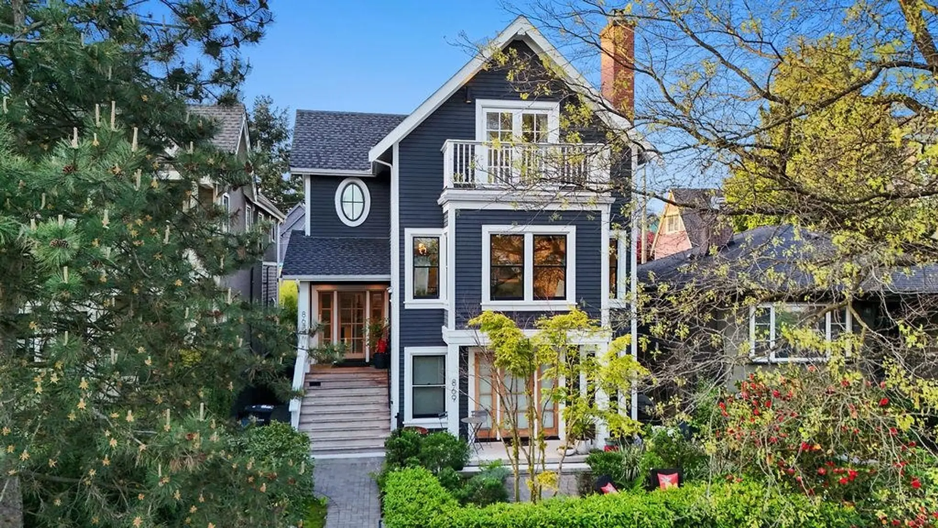 Property at 867 E Georgia Street, Vancouver, BC