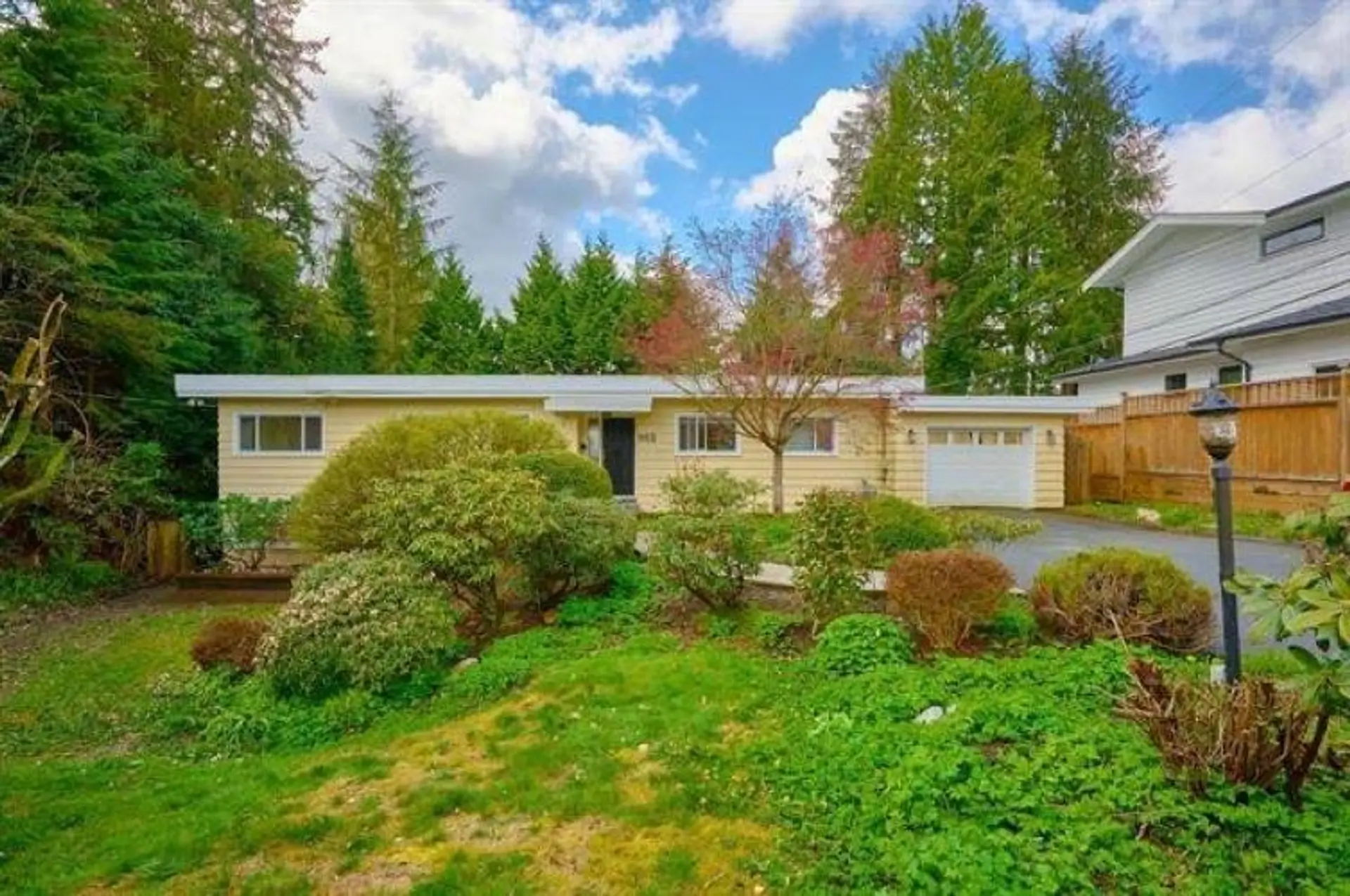 Property at 963 Belmont Avenue, North Vancouver, BC