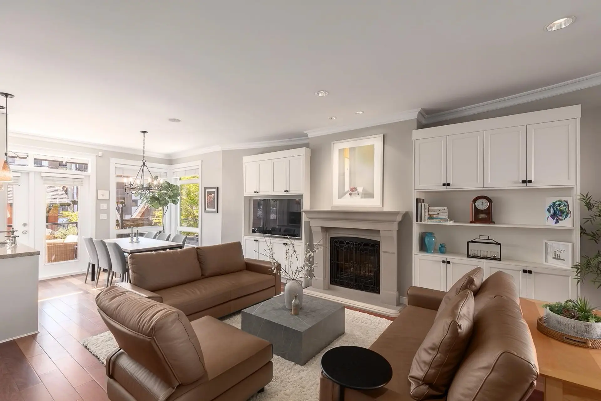 Property at 227 E 17 Street, North Vancouver, BC