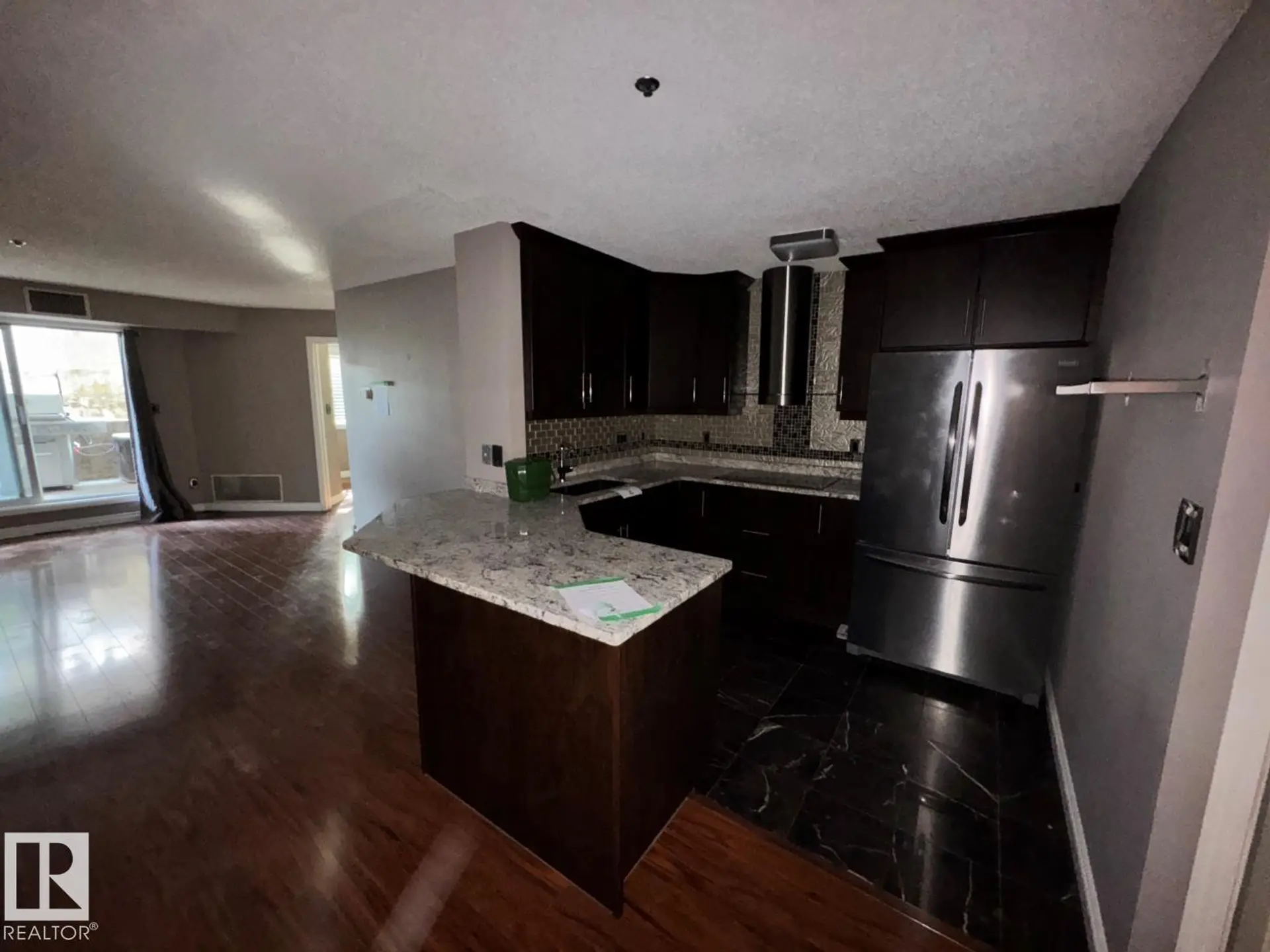 #103 9640 105 ST NW - Image 4