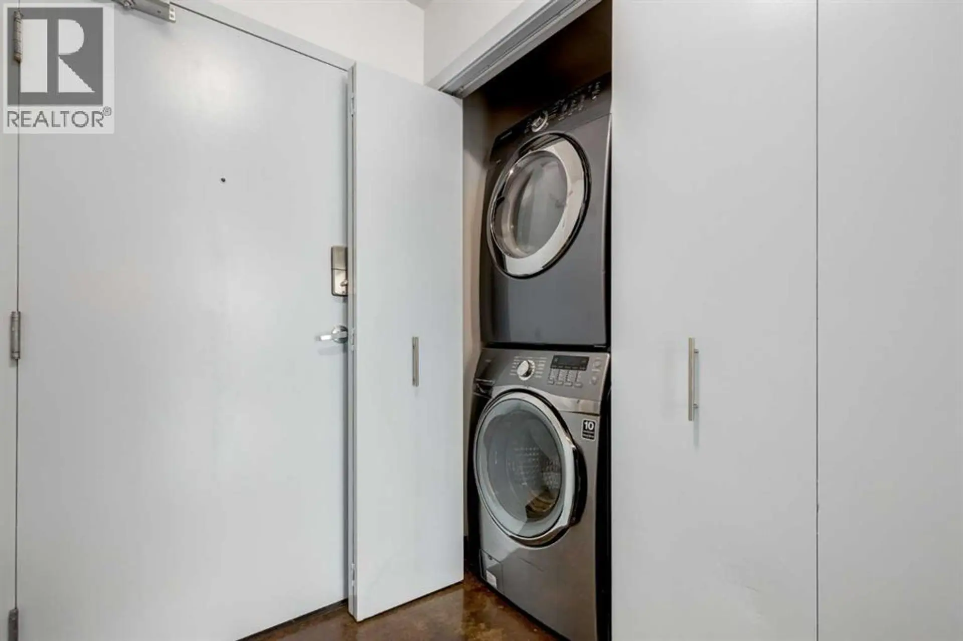 #2010 135 13 Avenue SW - Image 11