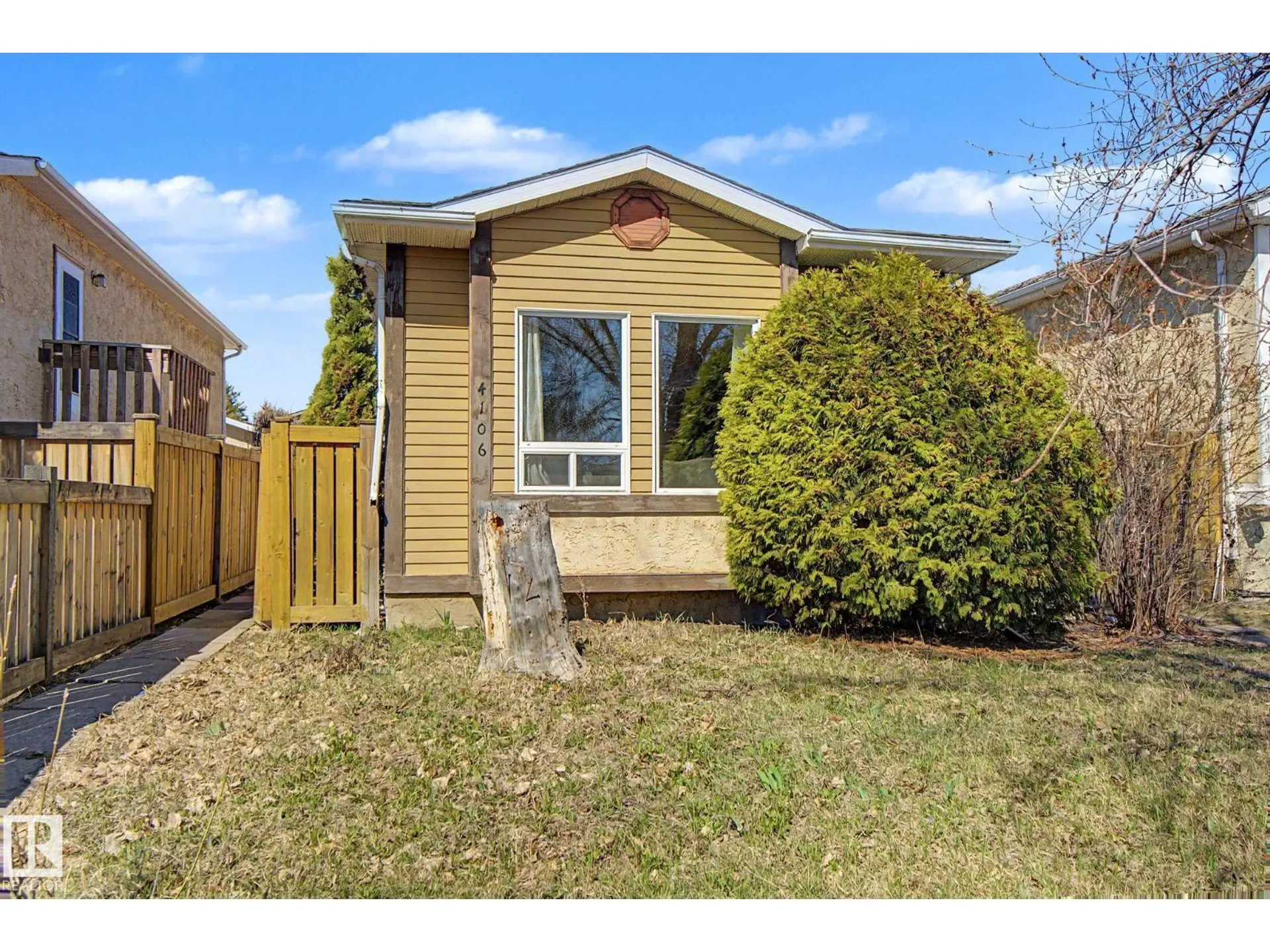 Property at 4106 38 ST NW, Edmonton, AB