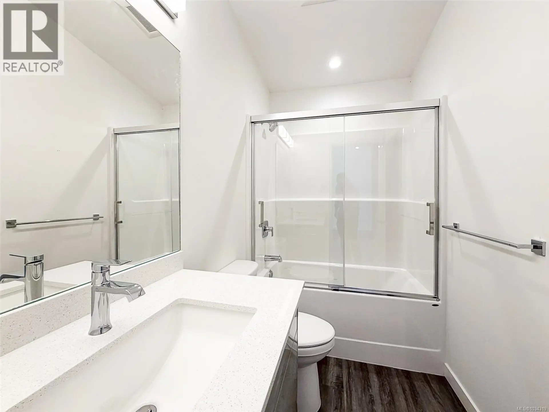 #34 3025 Royston Rd - Image 10