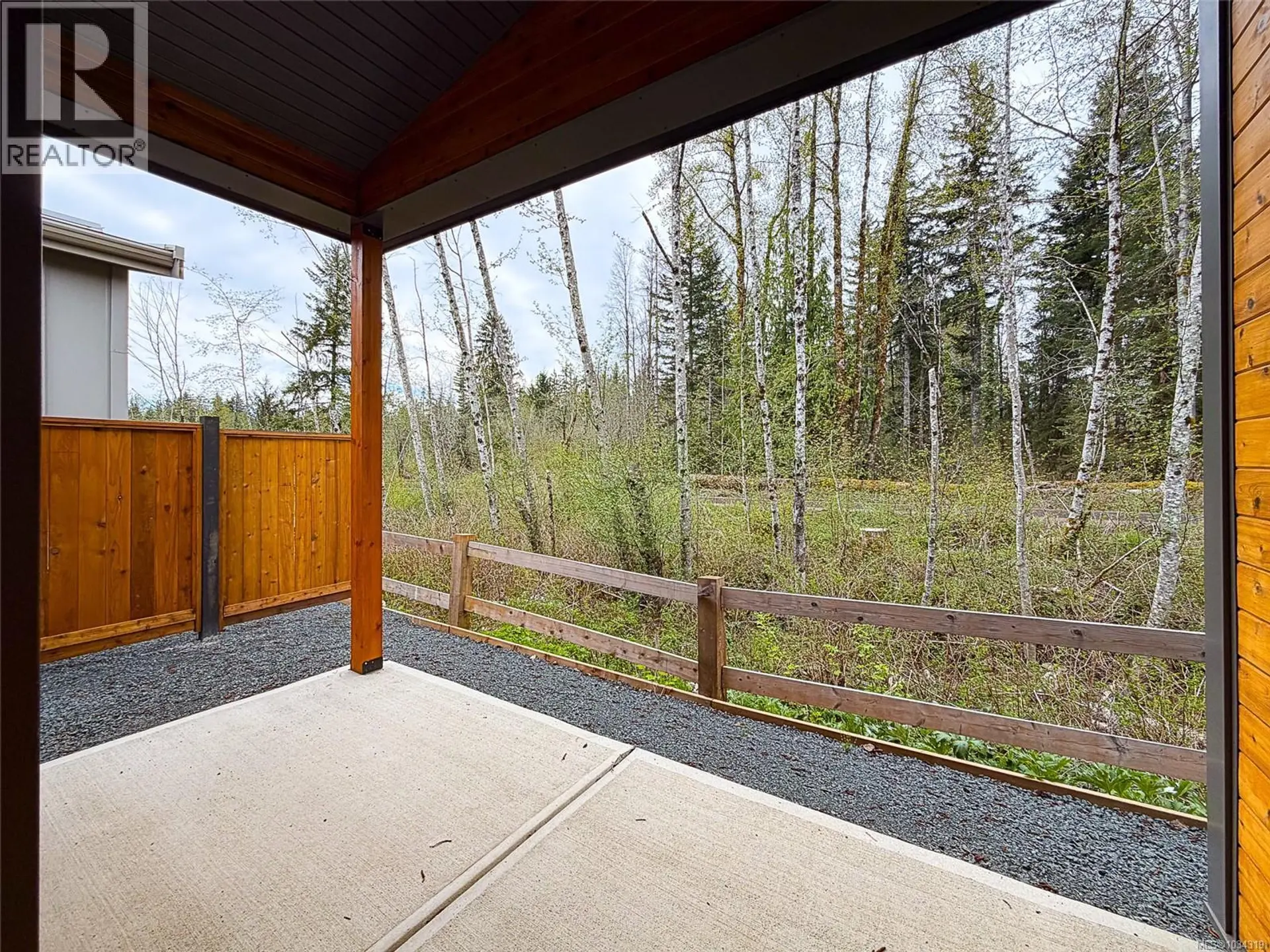 #34 3025 Royston Rd - Image 14