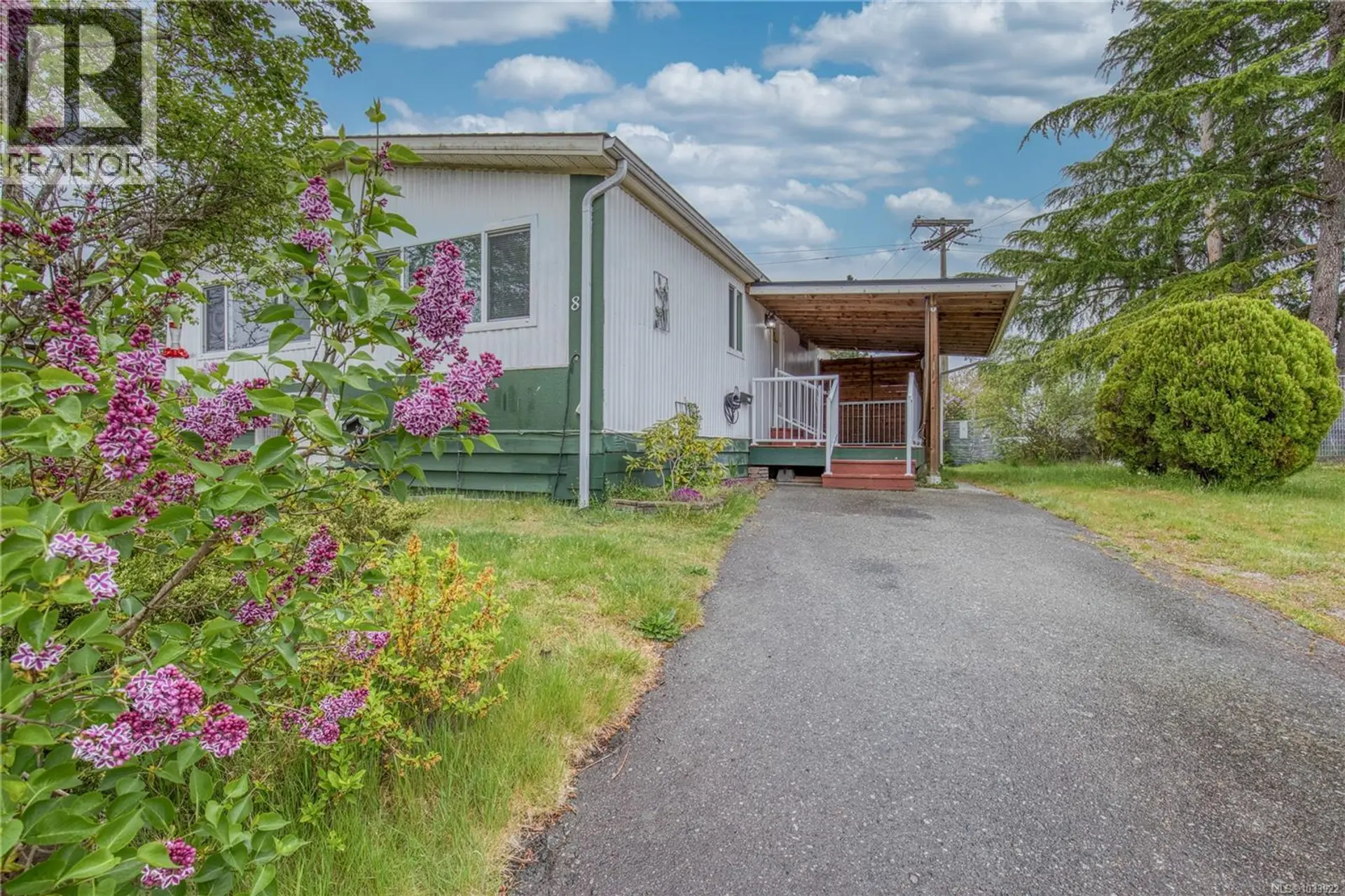 Property at #8 80 Fifth St, Nanaimo, BC