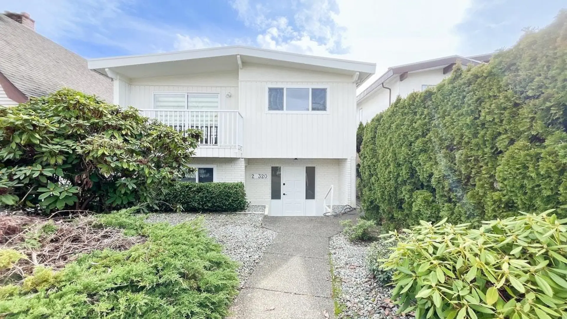 Property at 320 E 57th Avenue, Vancouver, BC