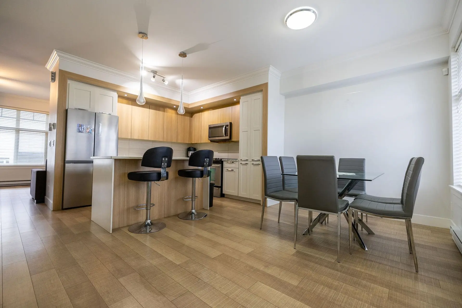 #7 6350 142 Street - Image 4