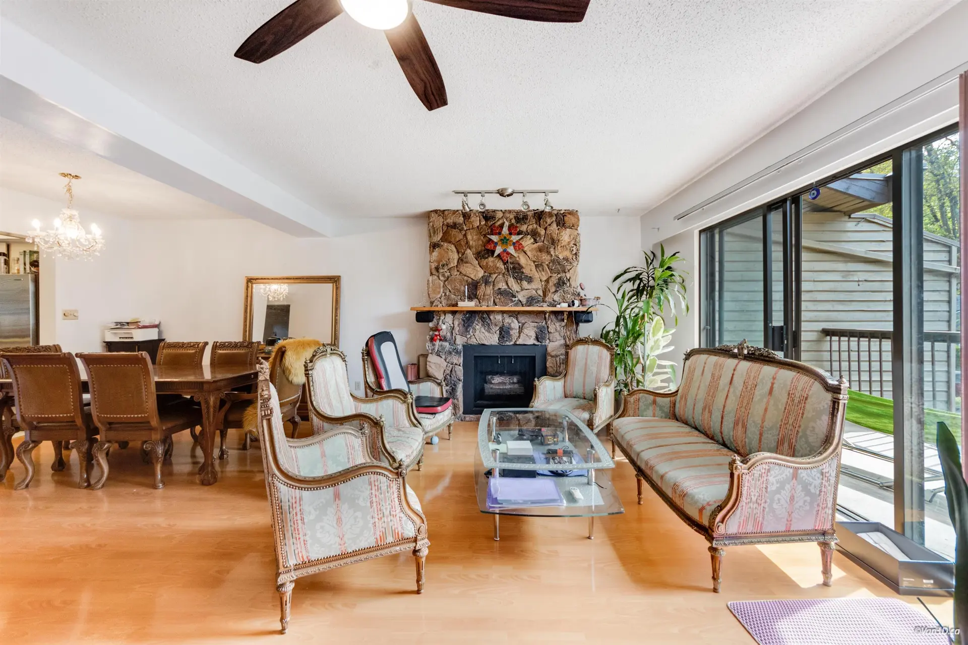 6884 Bromley Court - Image 7
