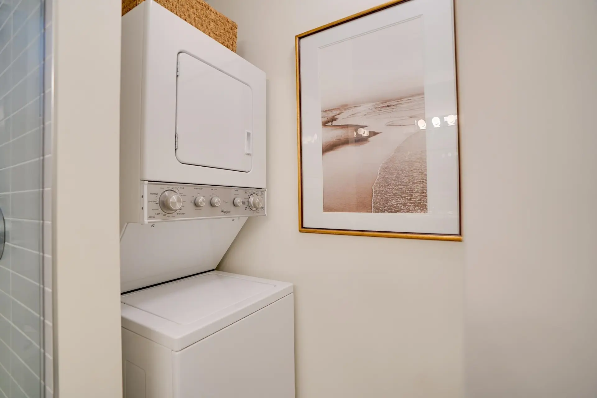 #12 3818 Joyce Avenue - Image 2