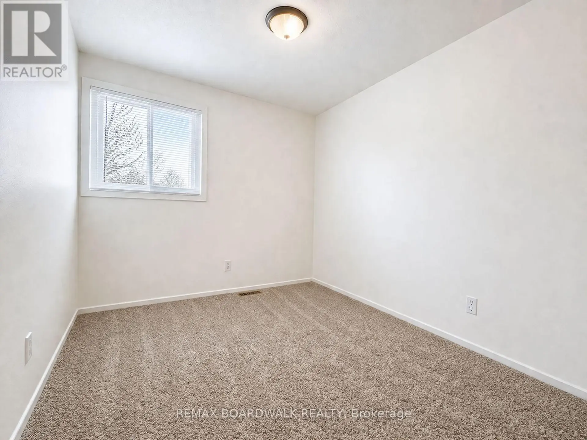 53J SUMAC STREET - Image 9