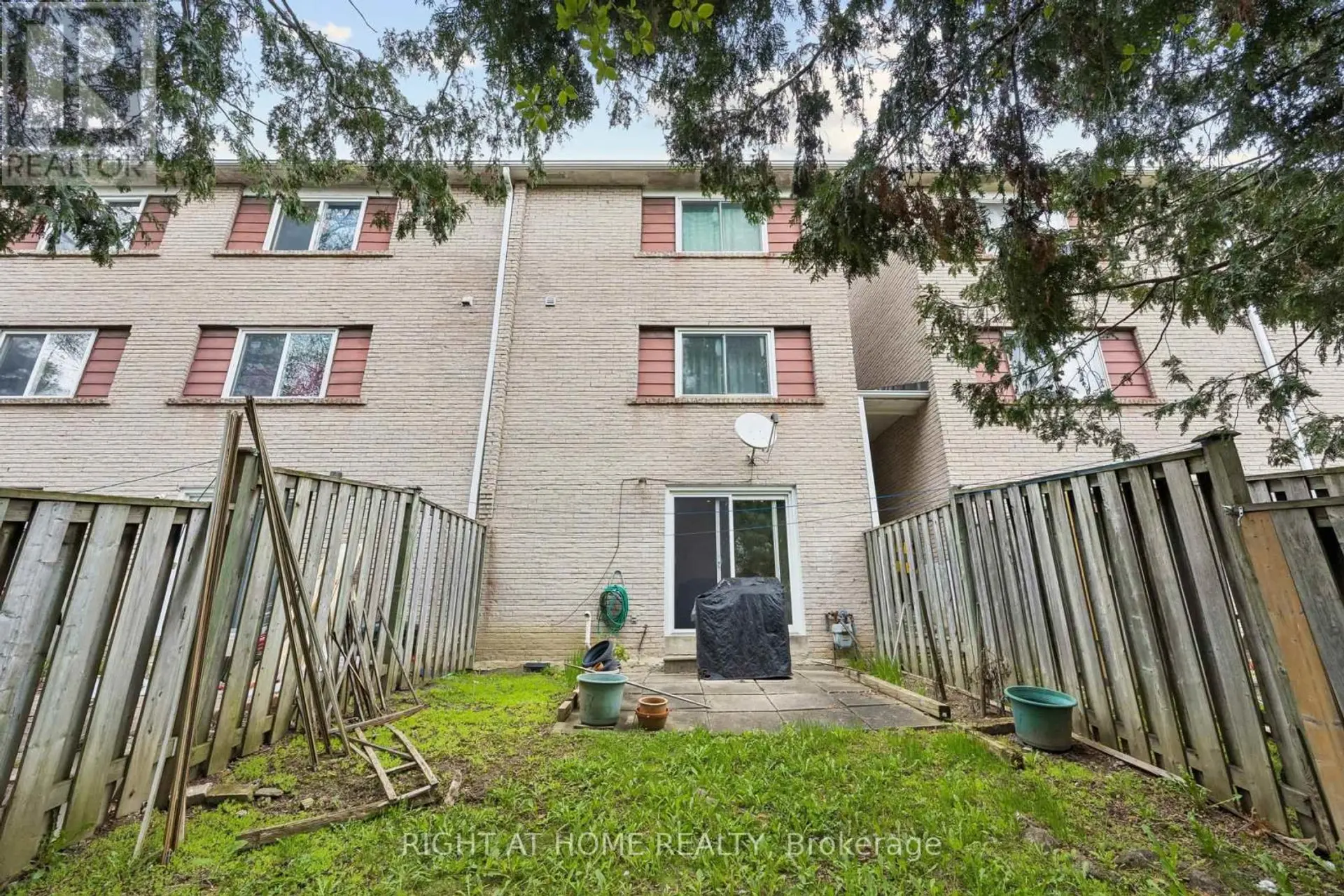 #5 2002 MARTIN GROVE ROAD - Image 19