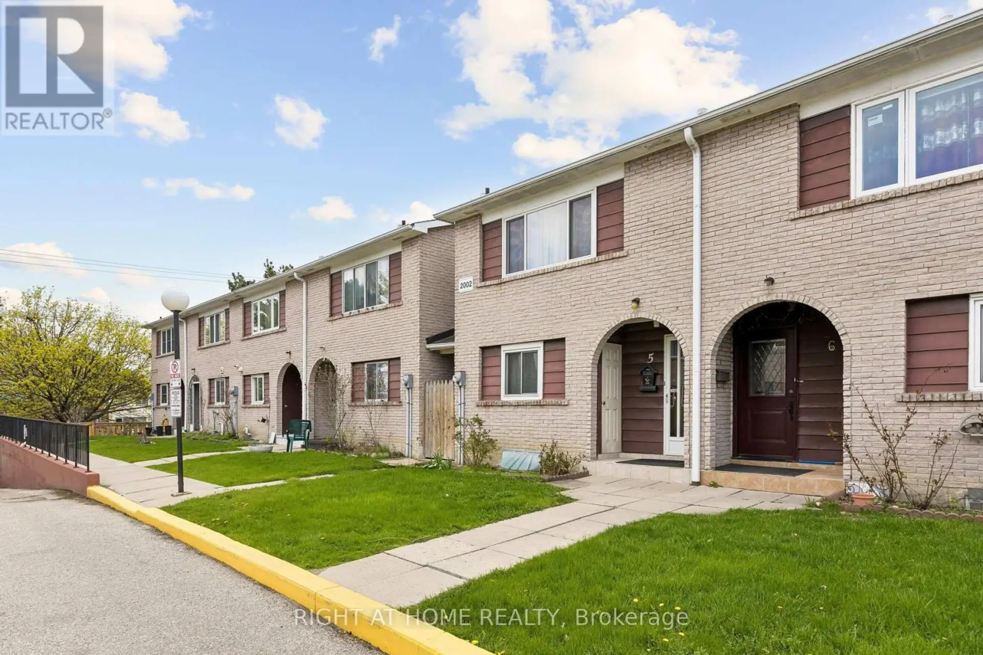 #5 2002 MARTIN GROVE ROAD - Image 3