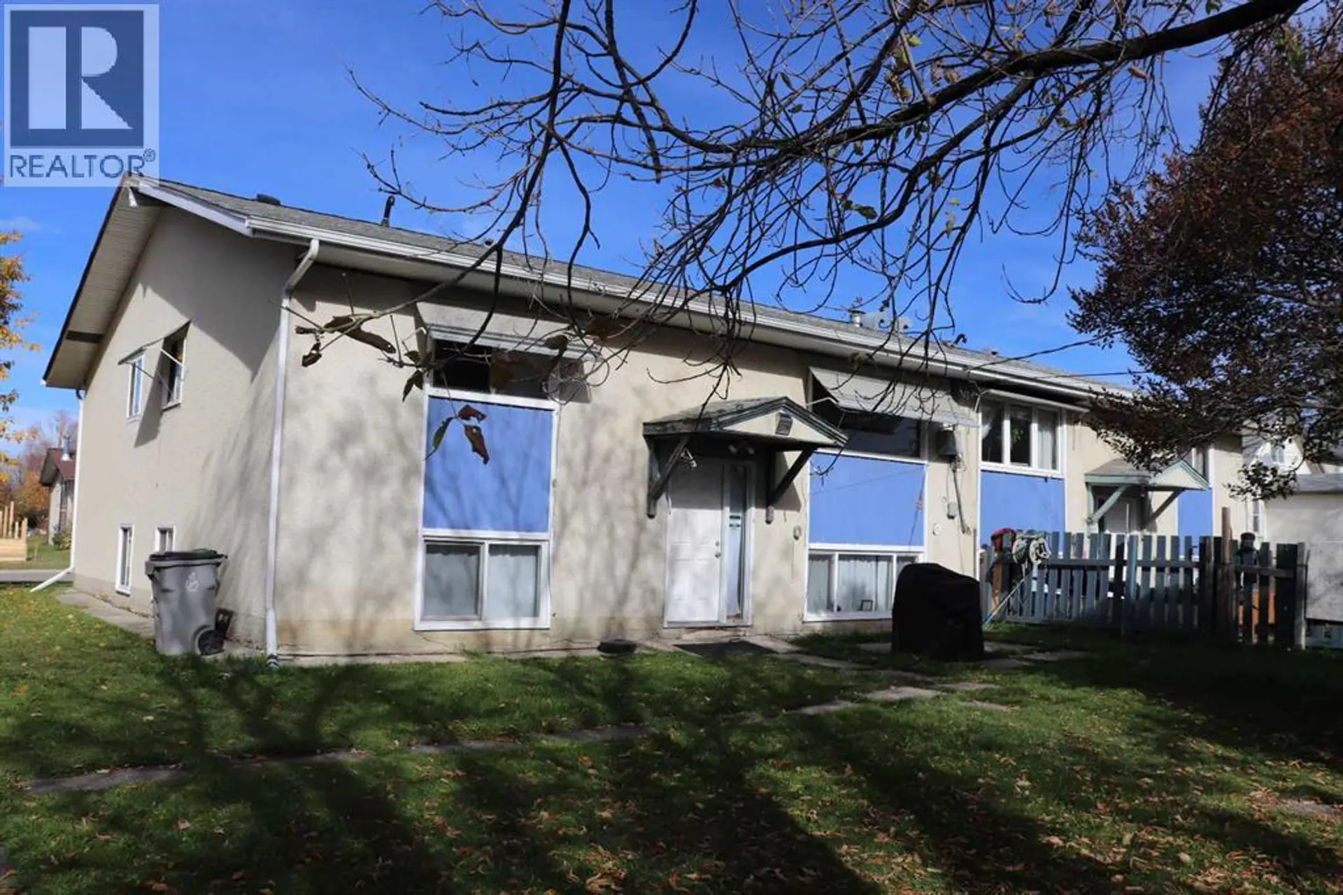 Property at 5115-5117-5119-5121 5 Avenue, Edson, AB