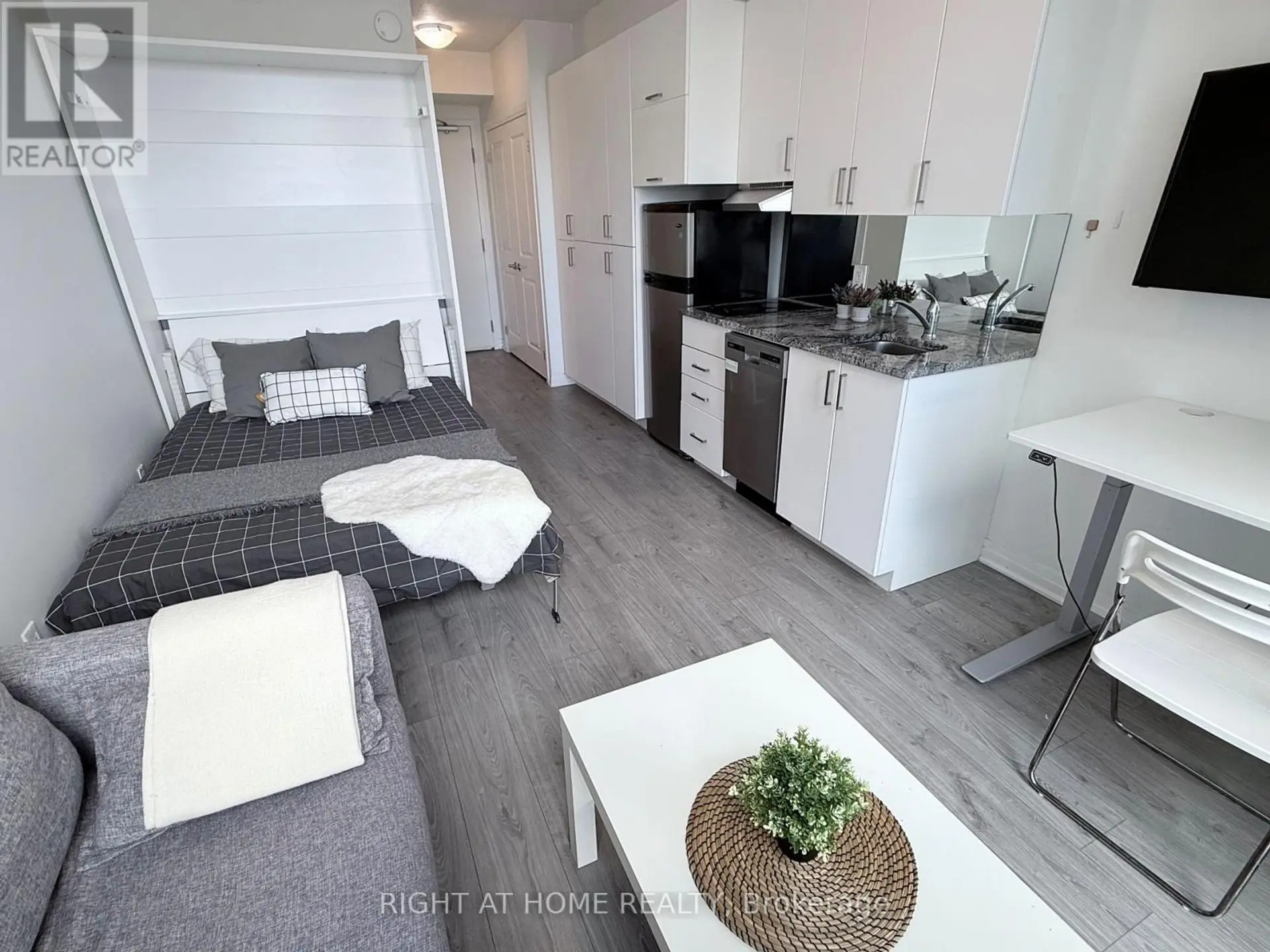 #441 1900 SIMCOE STREET N - Image 7