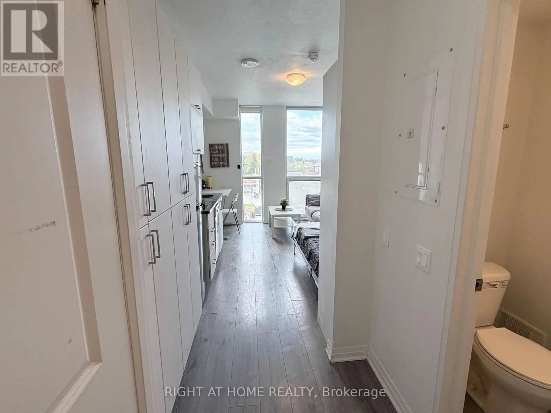 #441 1900 SIMCOE STREET N - Image 8